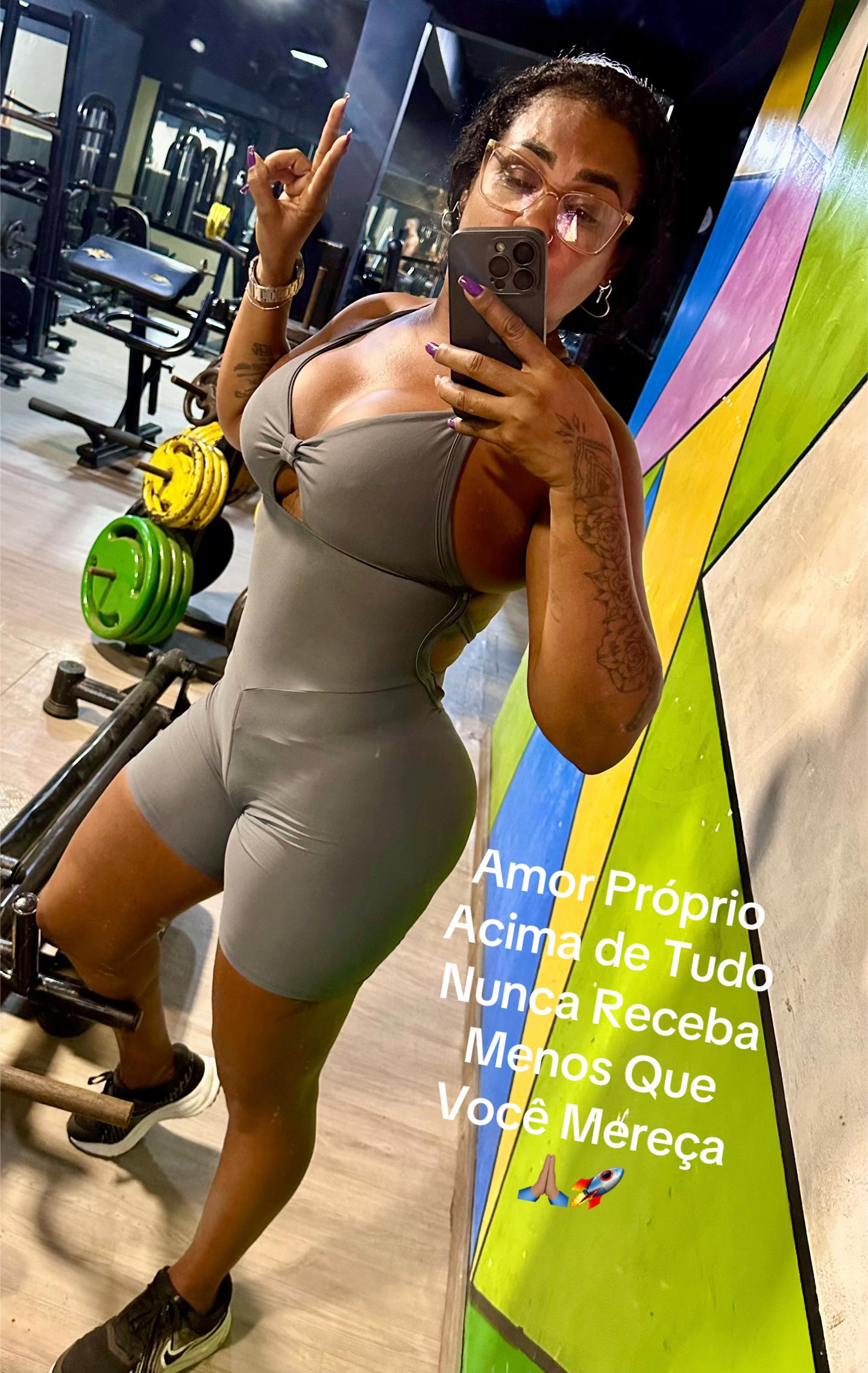 @vivifoguete2304
