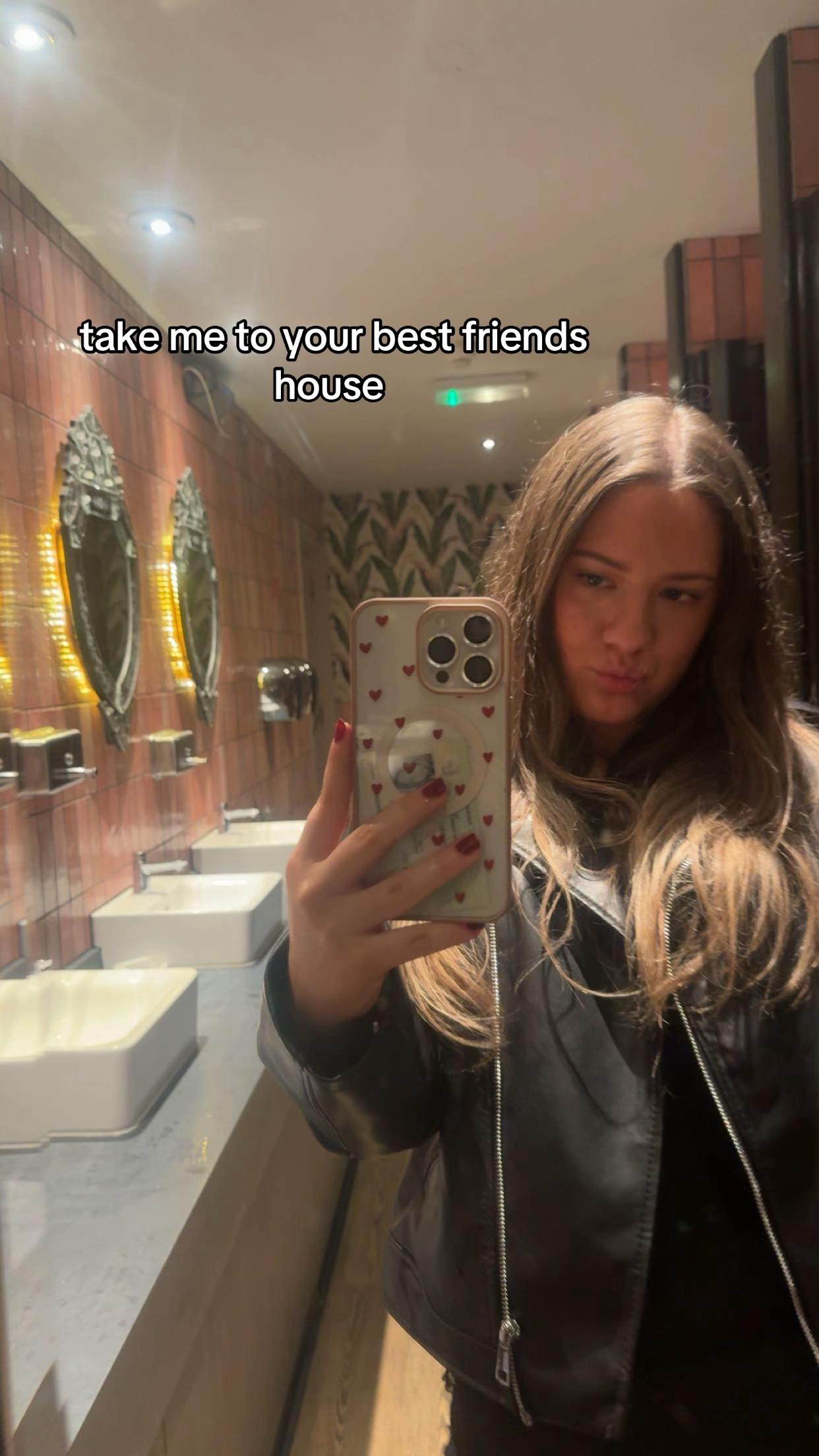 @skye.kelly