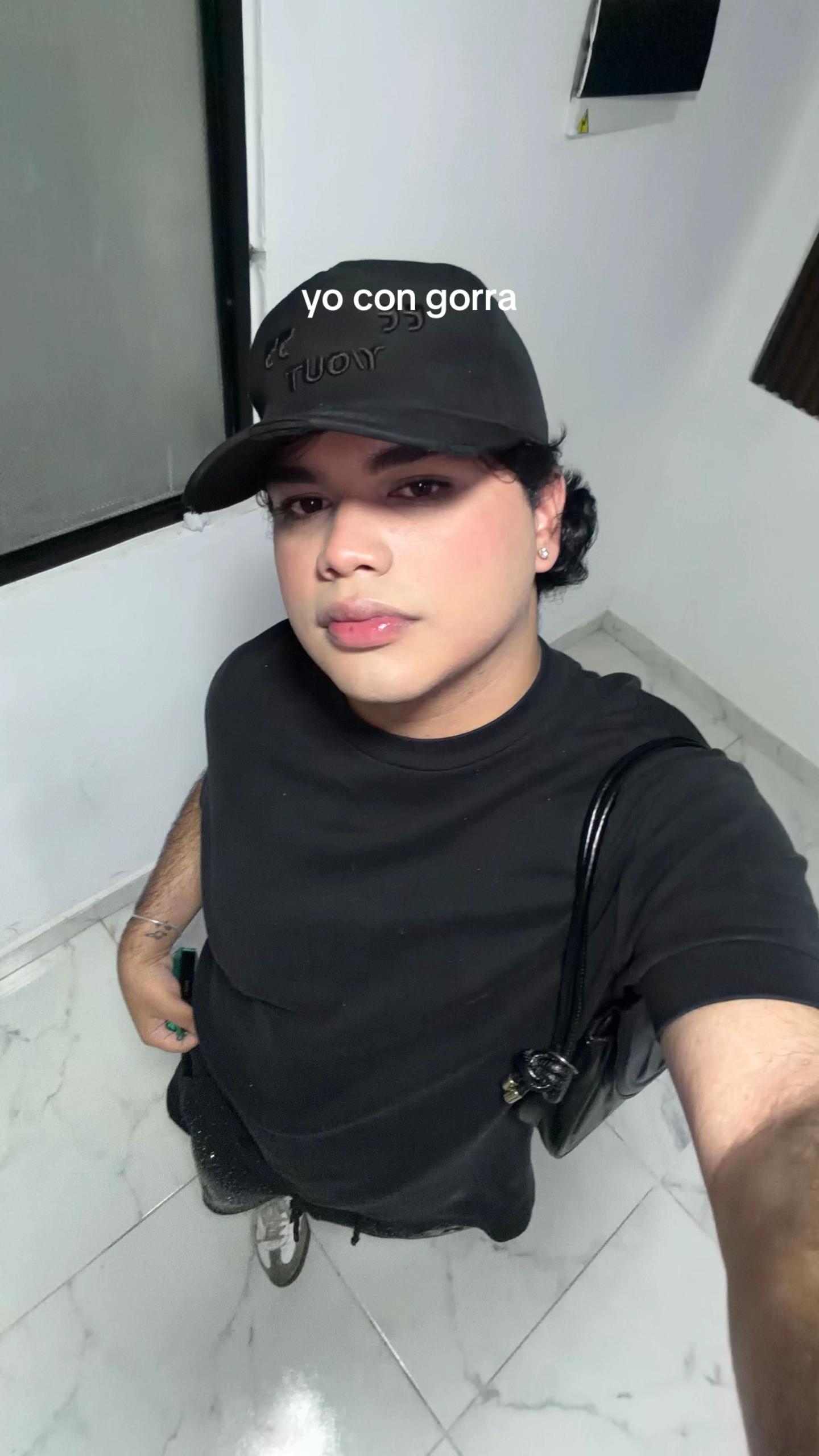 @𝒅𝒂𝒏𝒊