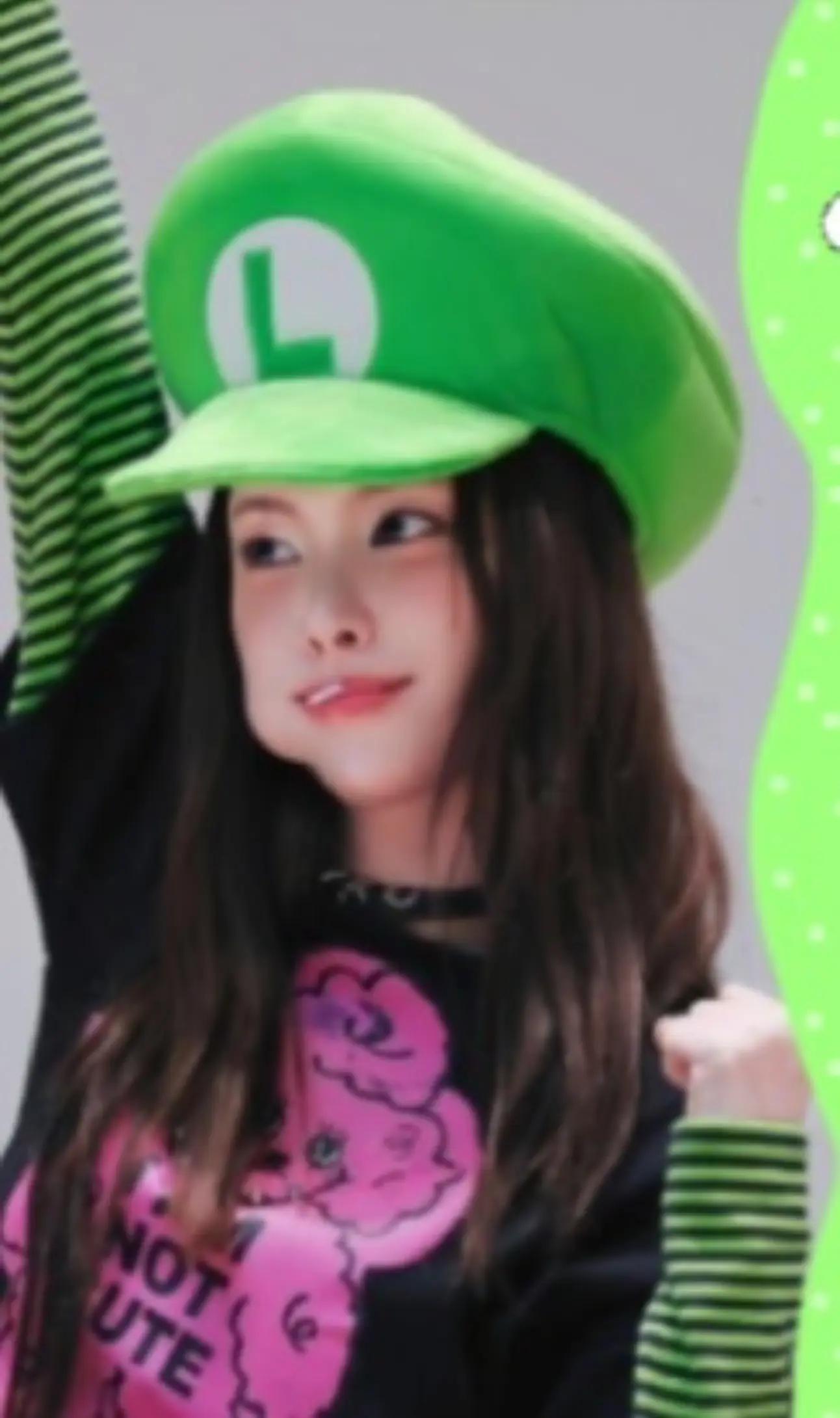 @ᥫ᭡ 𝑵𝚊ᥒ𝔞𝒉 !! 🍀