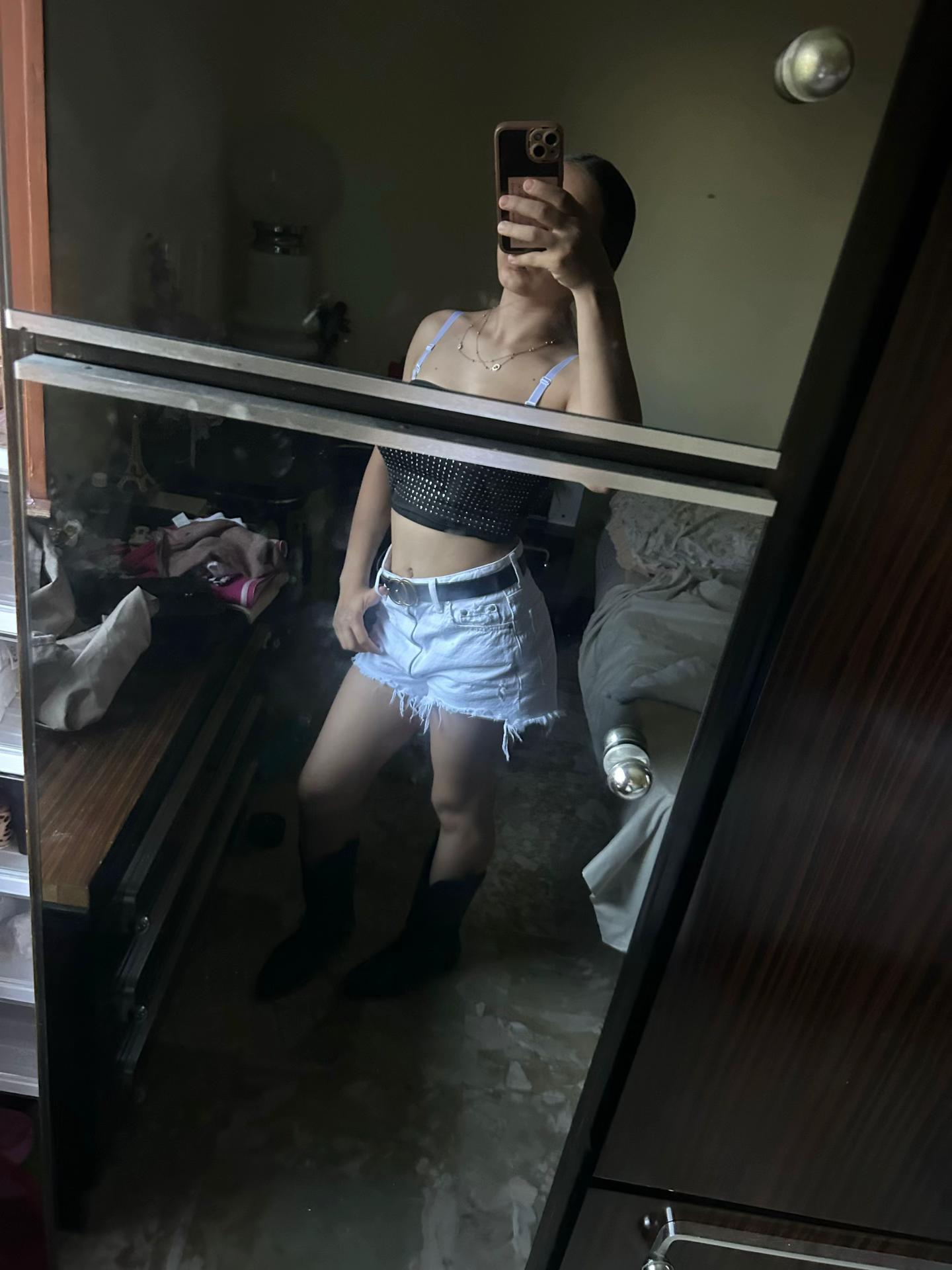 @Ernestina💗💫