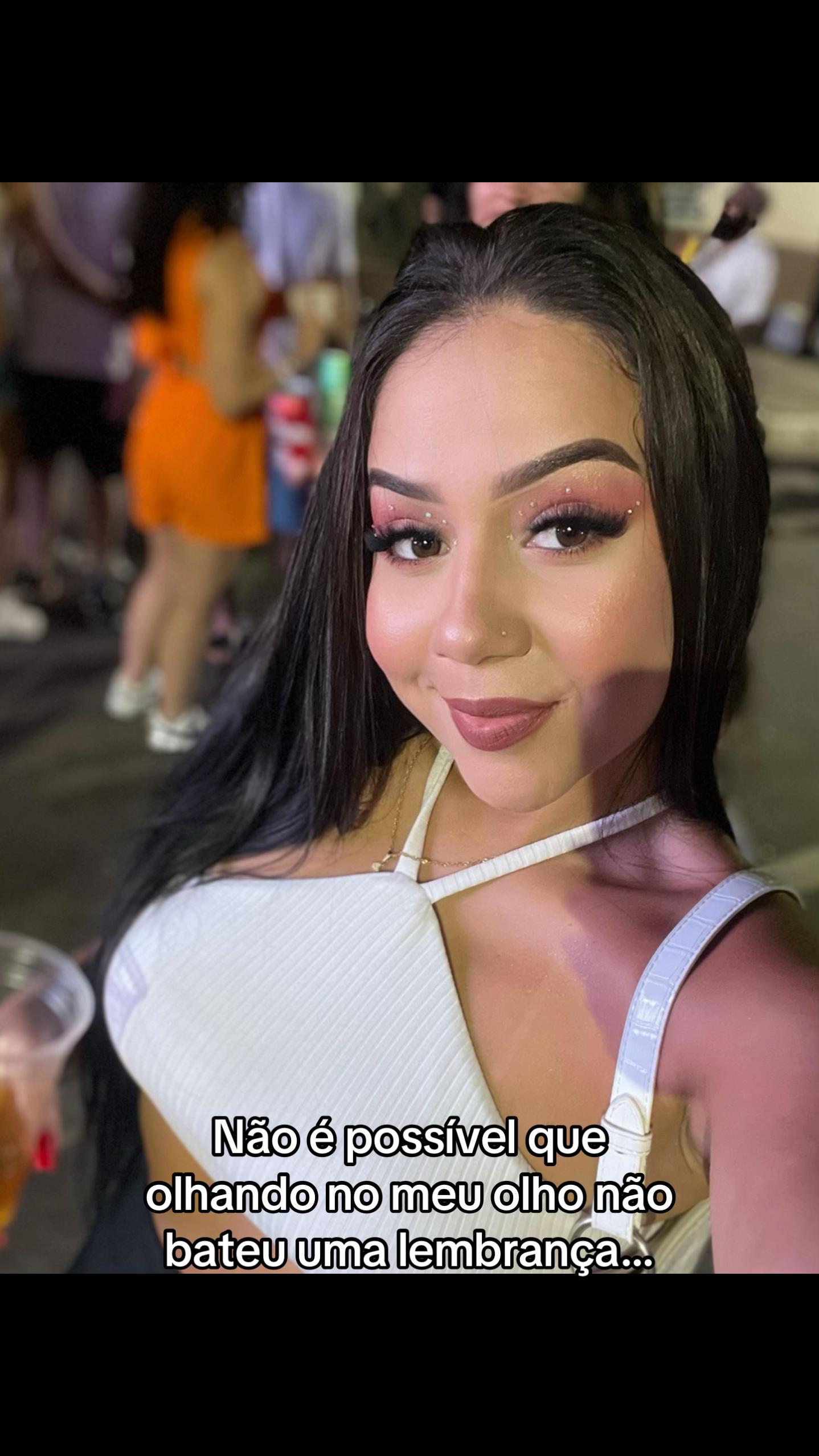 @Bianca Andrade