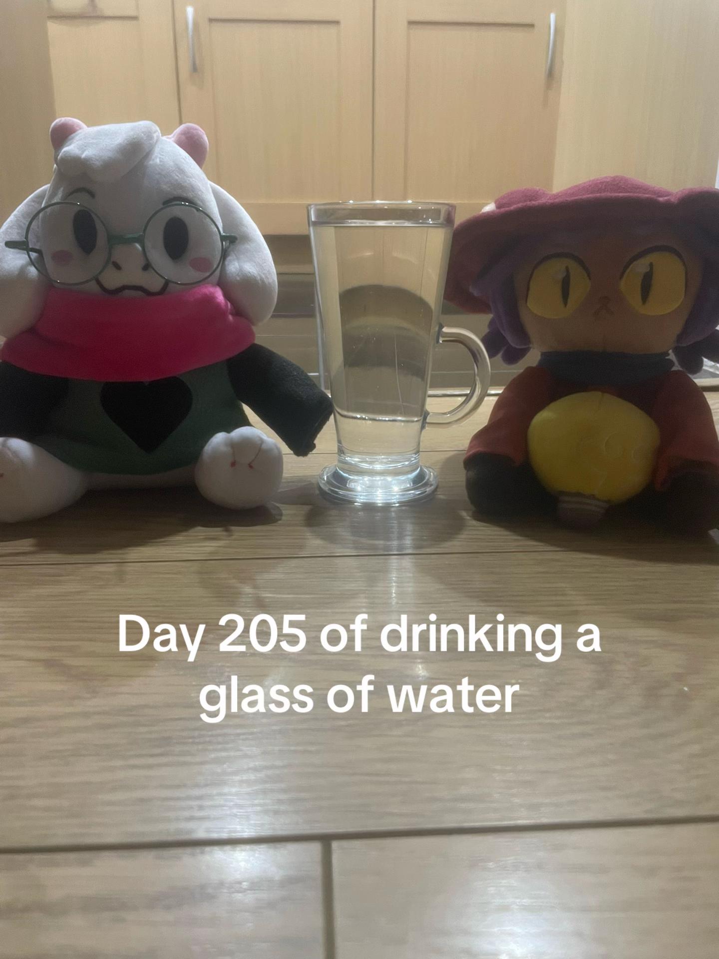 @Emongsnas