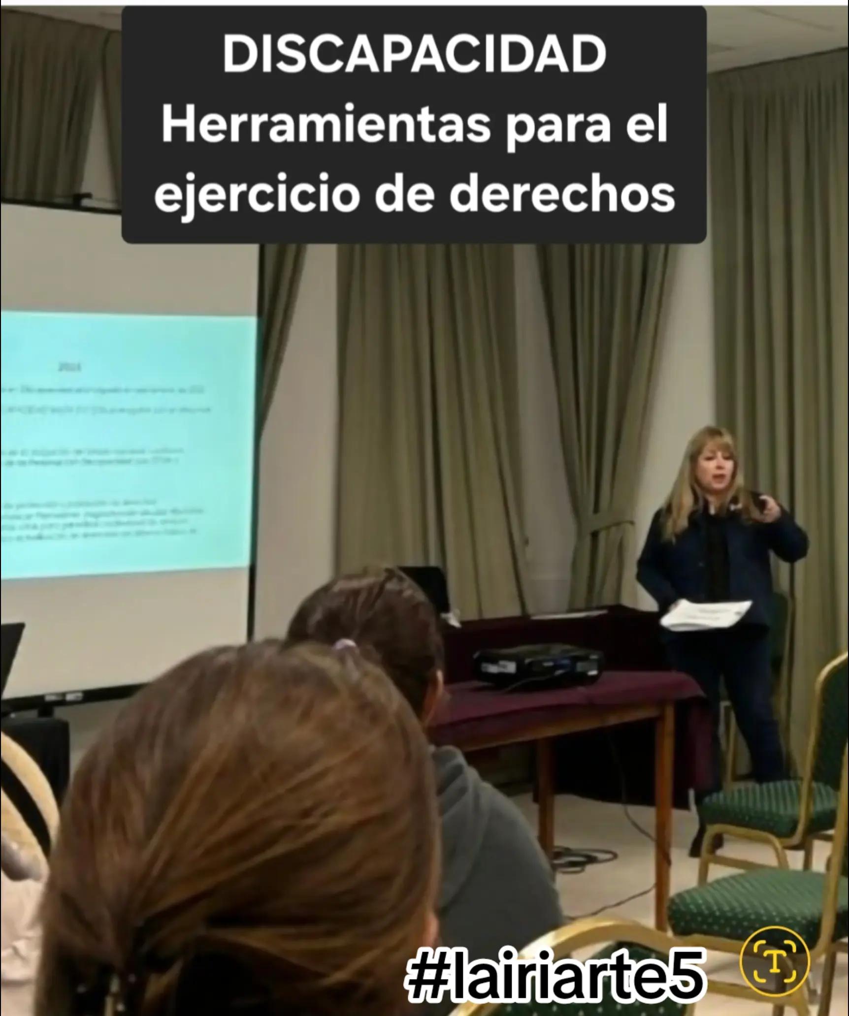 @Laura Iriarte | Abogada