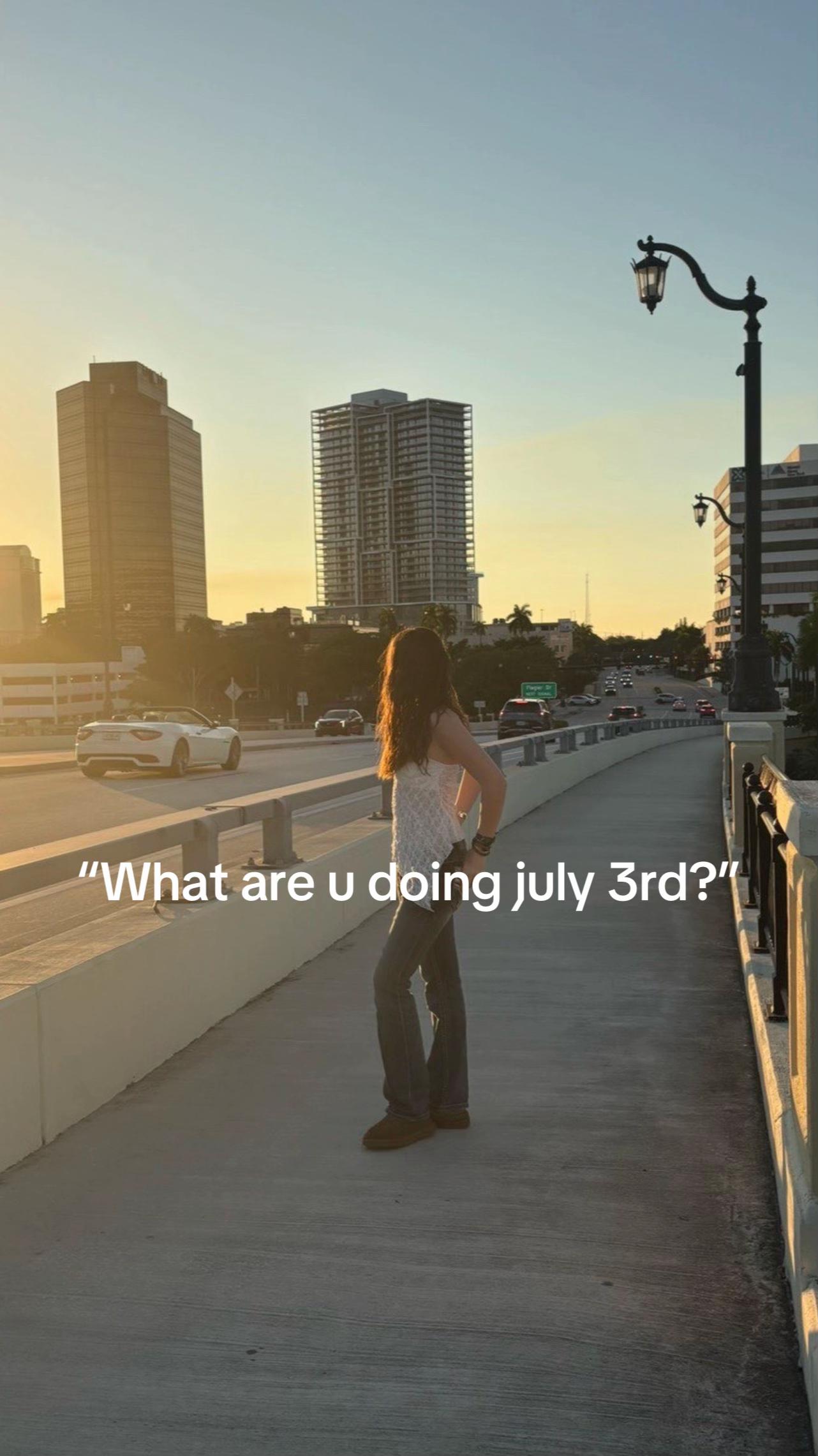 @⚜️
