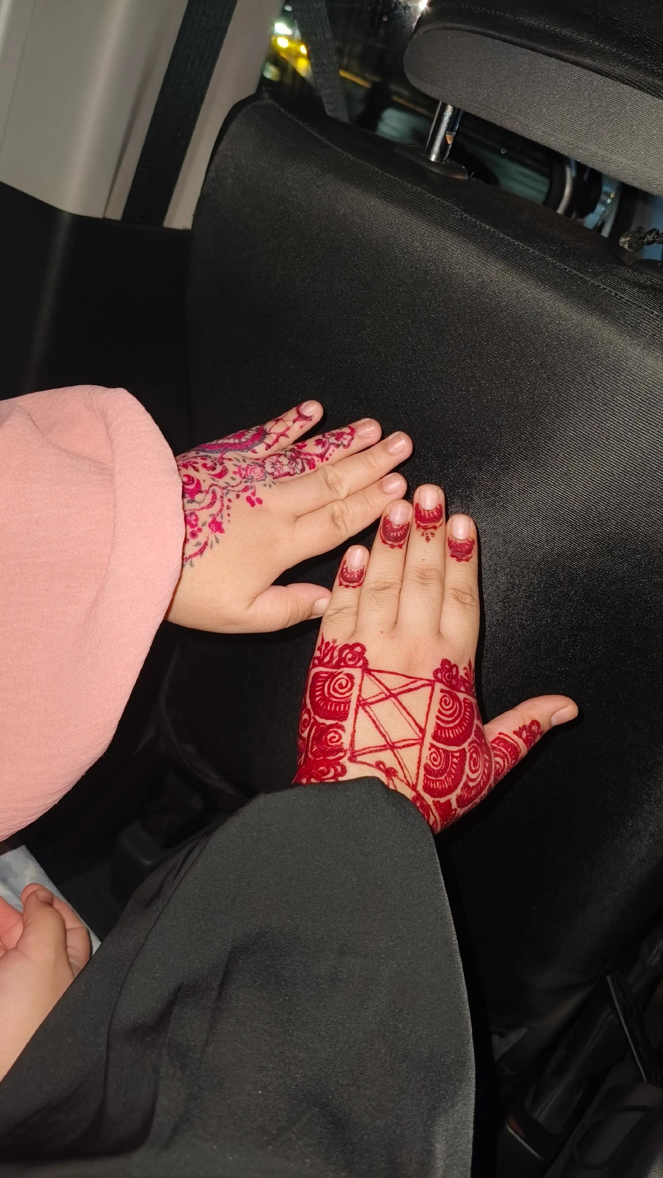 @Mira Loves Henna ❄️