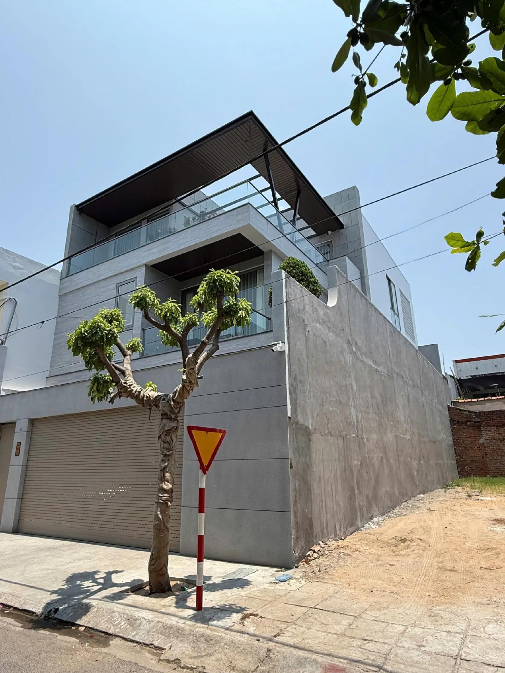 @Cty Cửa Nh&ocirc;m Xanh