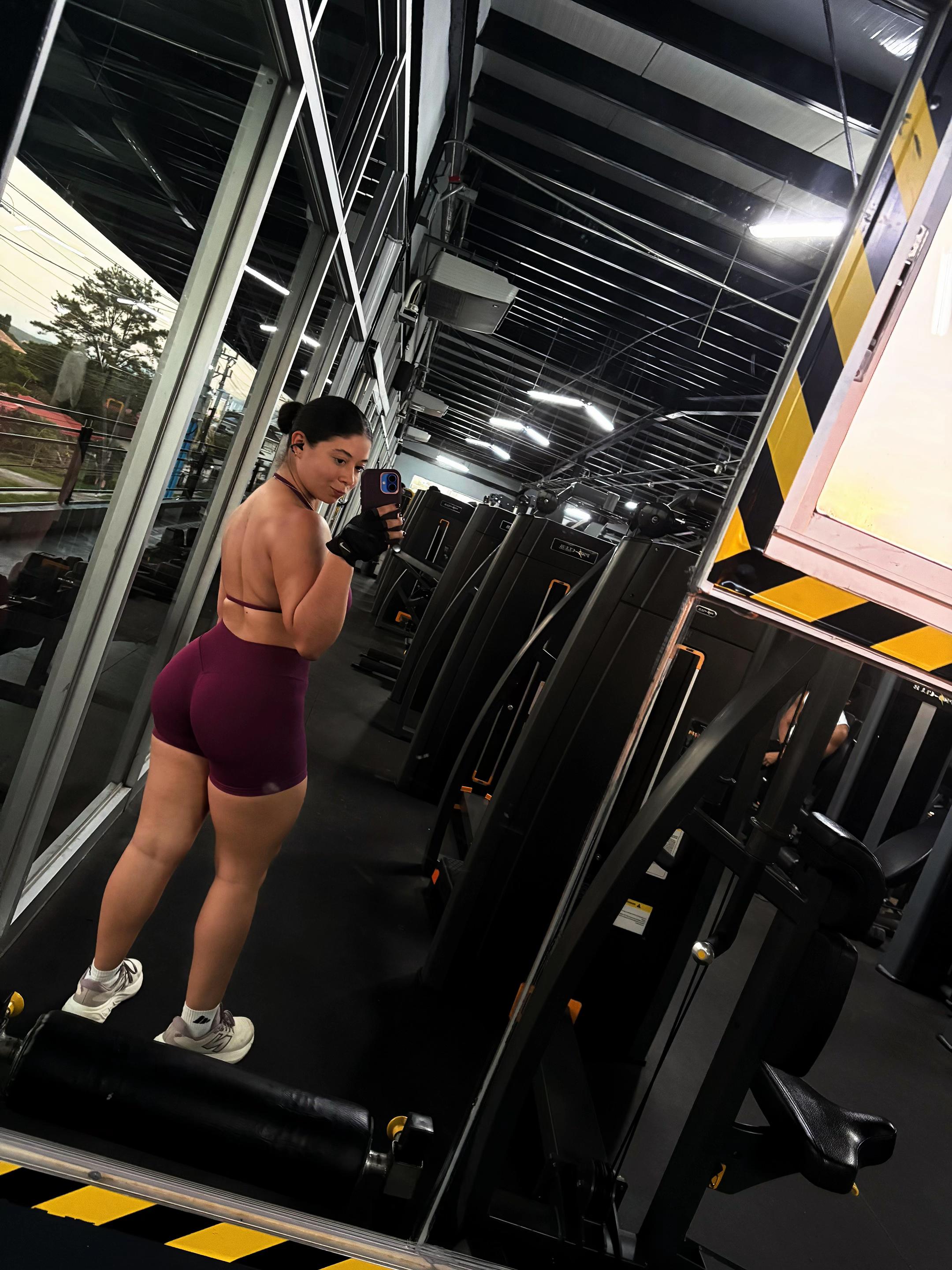 @F&aacute;tima Nicole Arena S&aacute;nchez