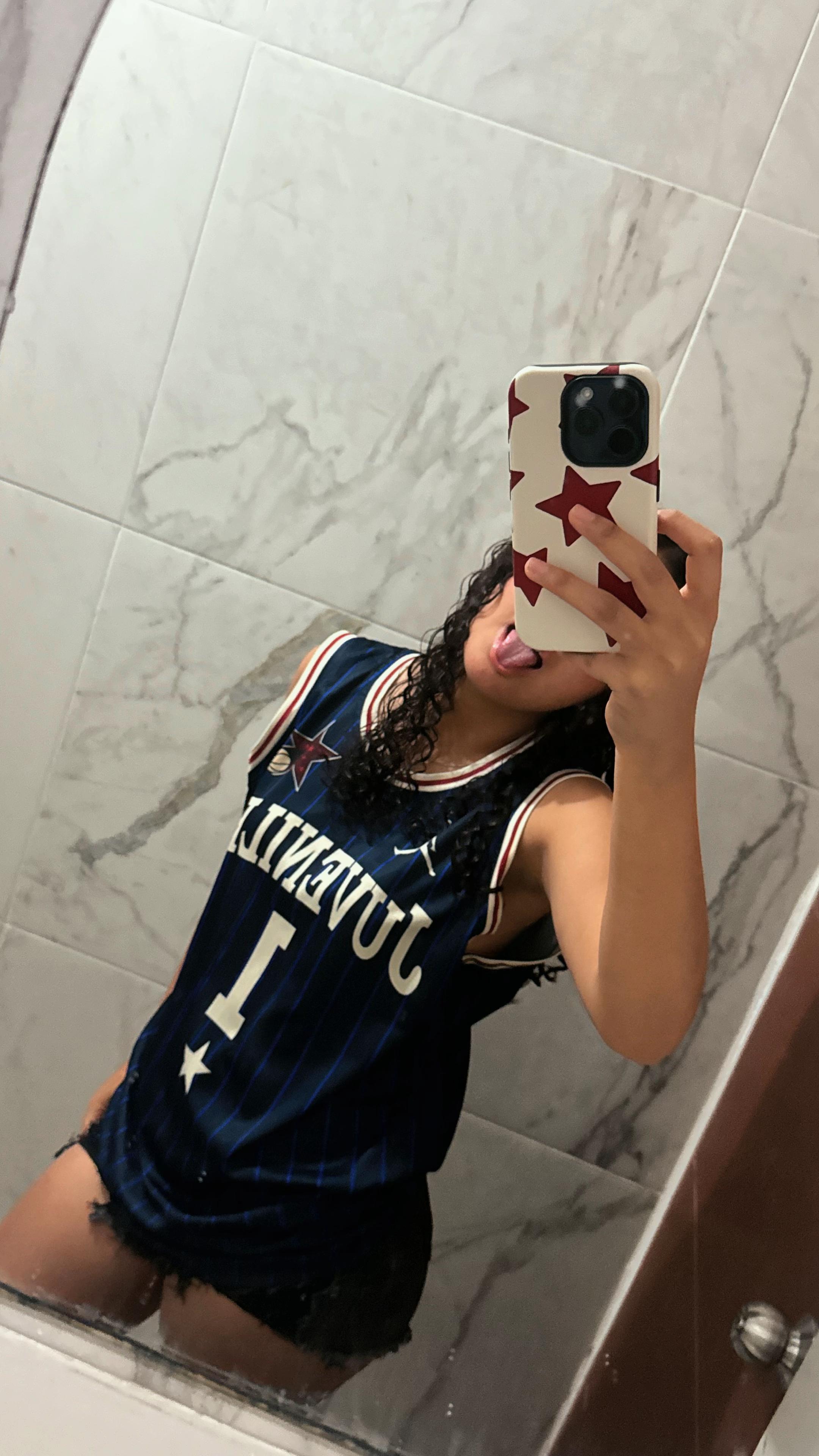 @🥧