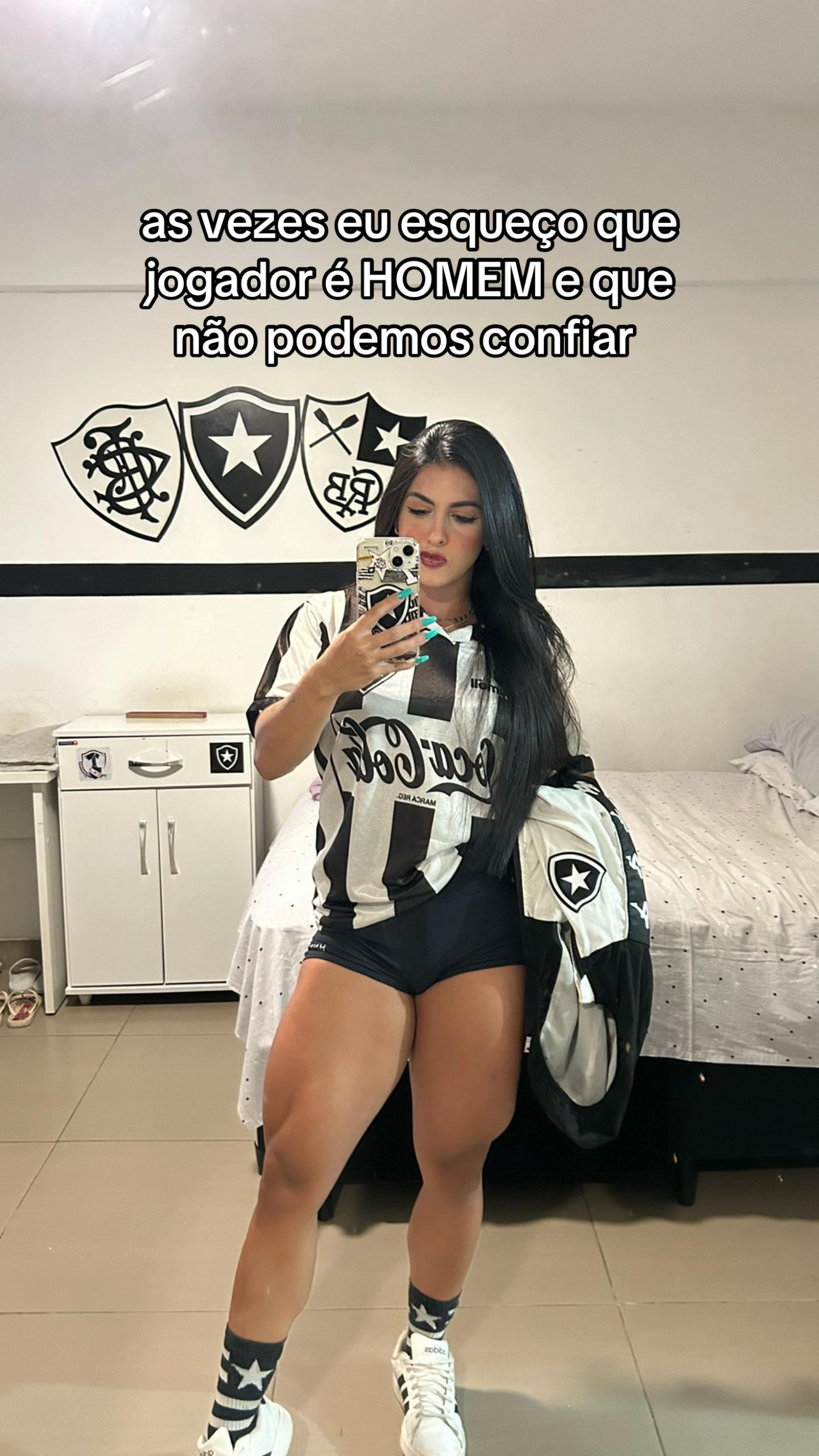 @gabi don&eacute; ✨