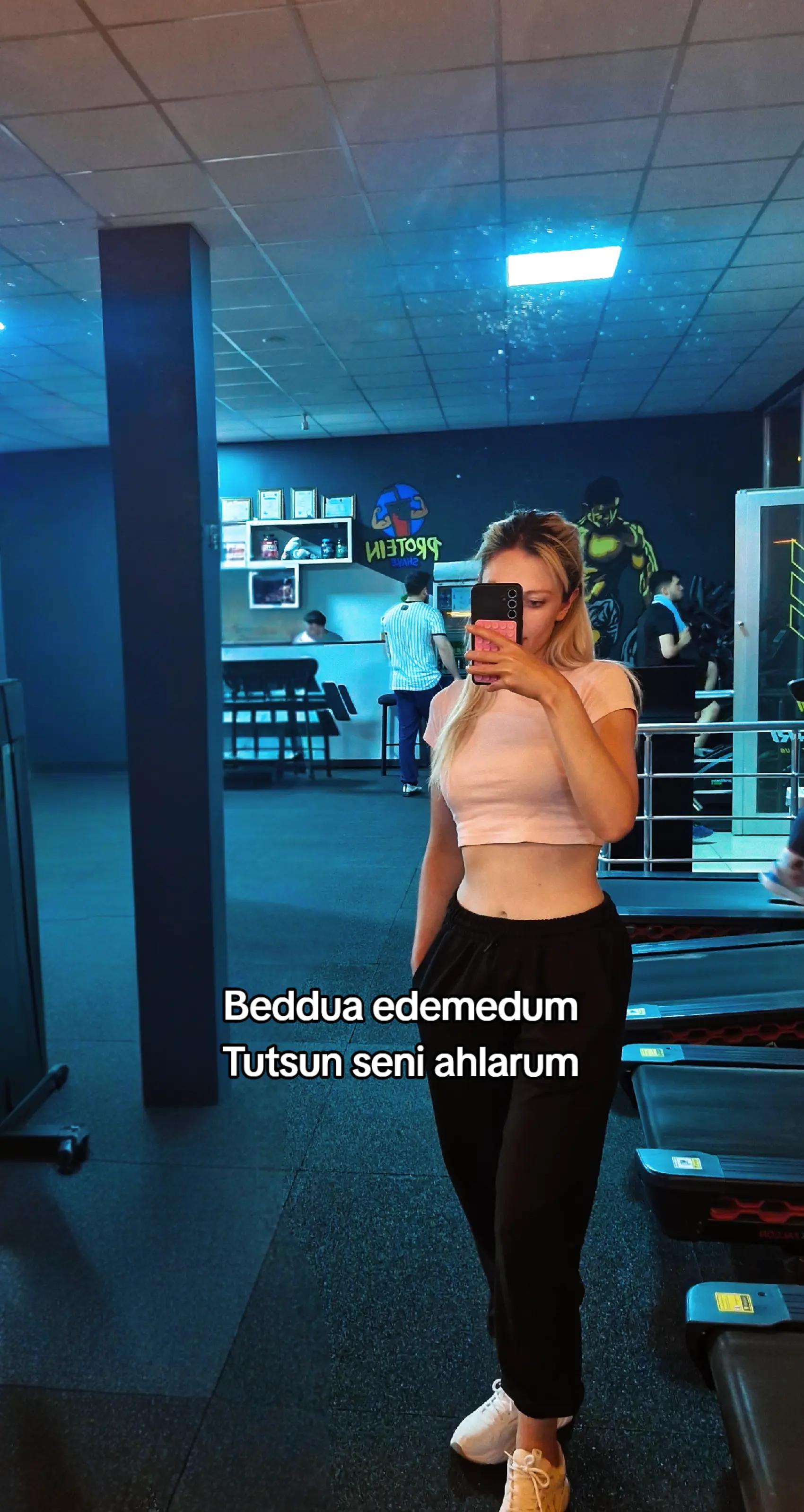 @iilknuurrrrr