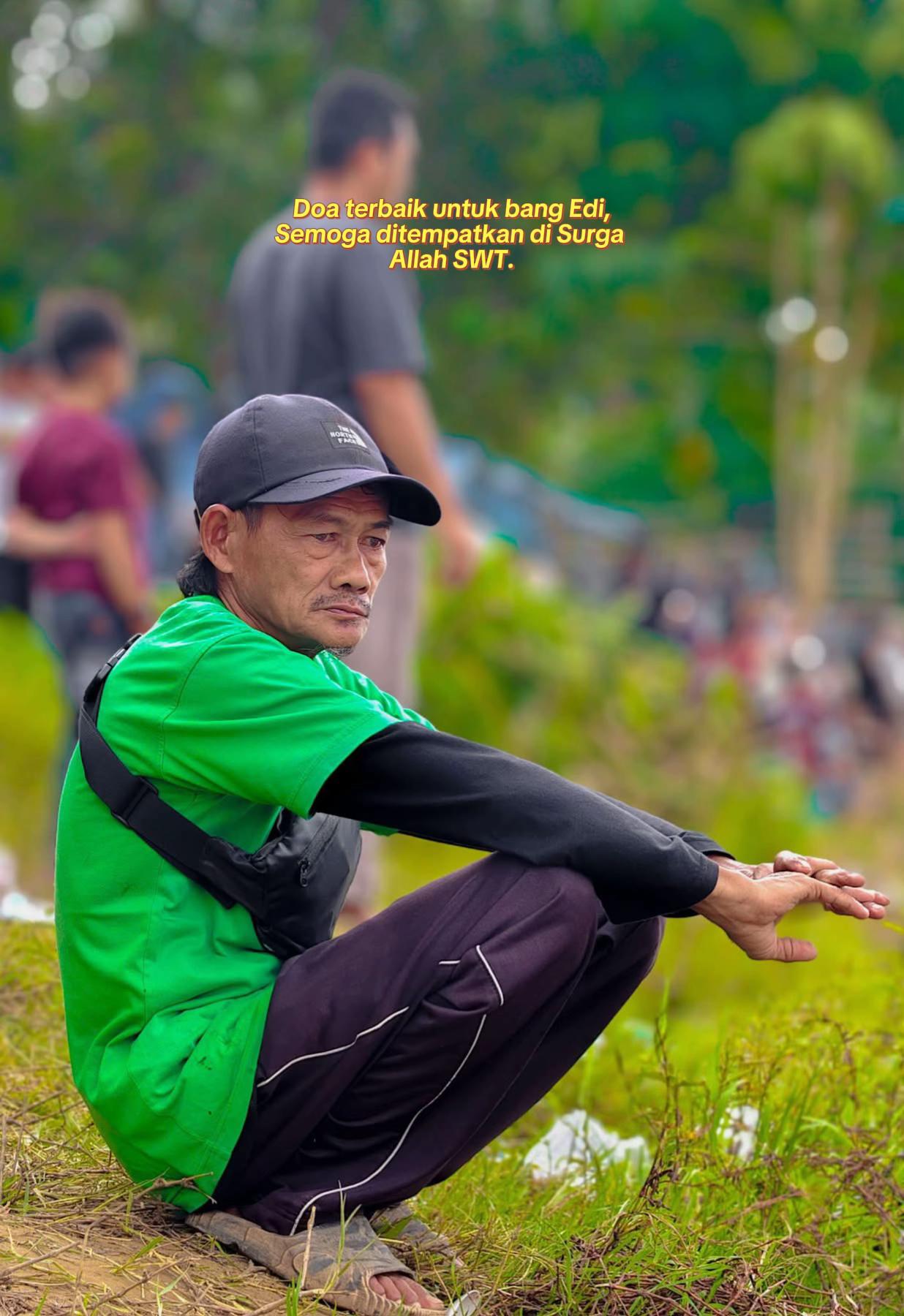 @hanya pelancong