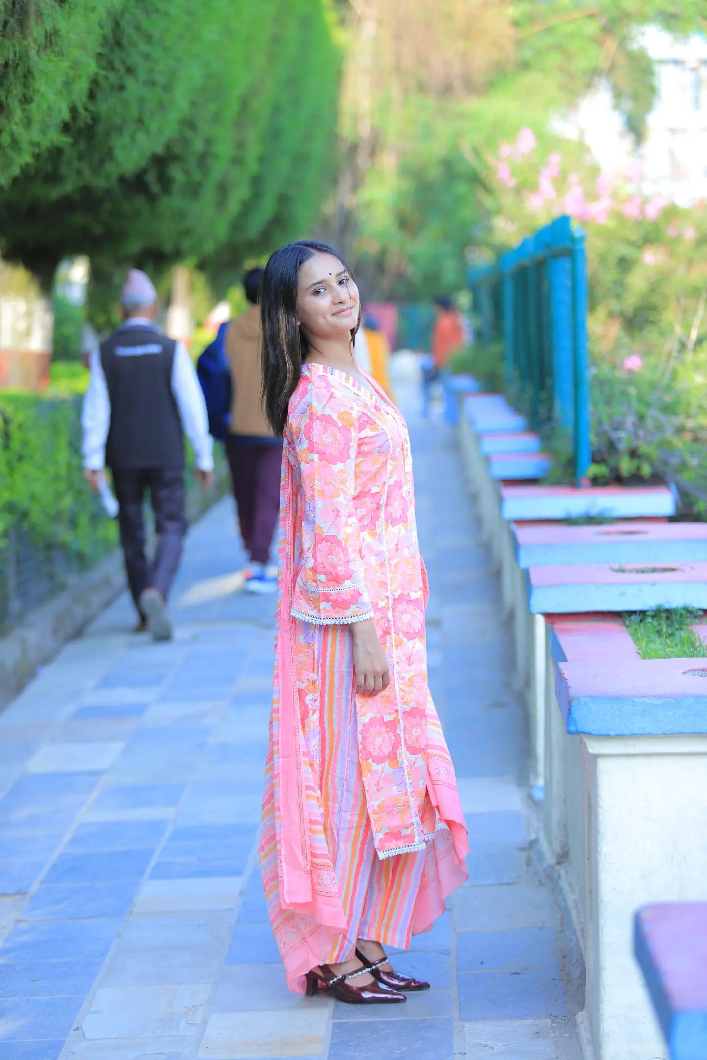 @reetikaksee