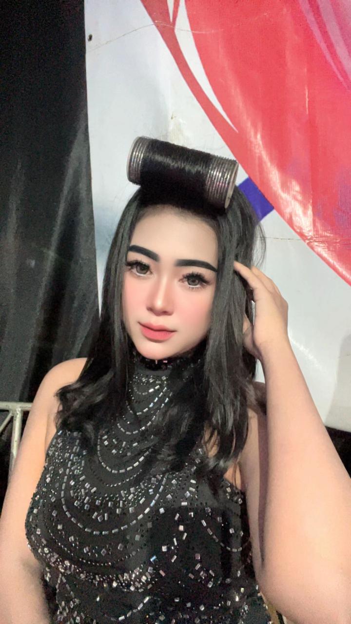@ineskomalla