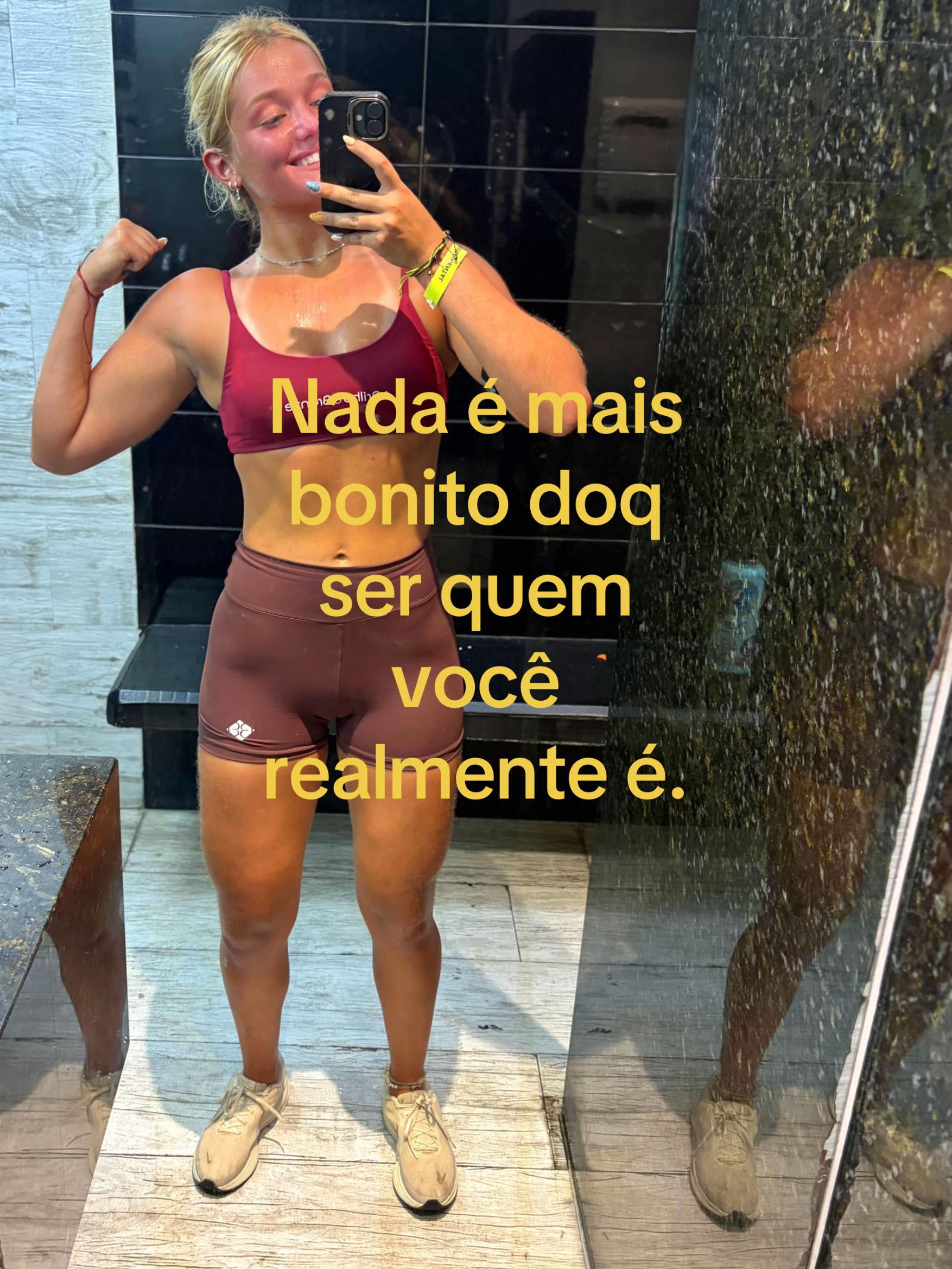 @Luariveraa