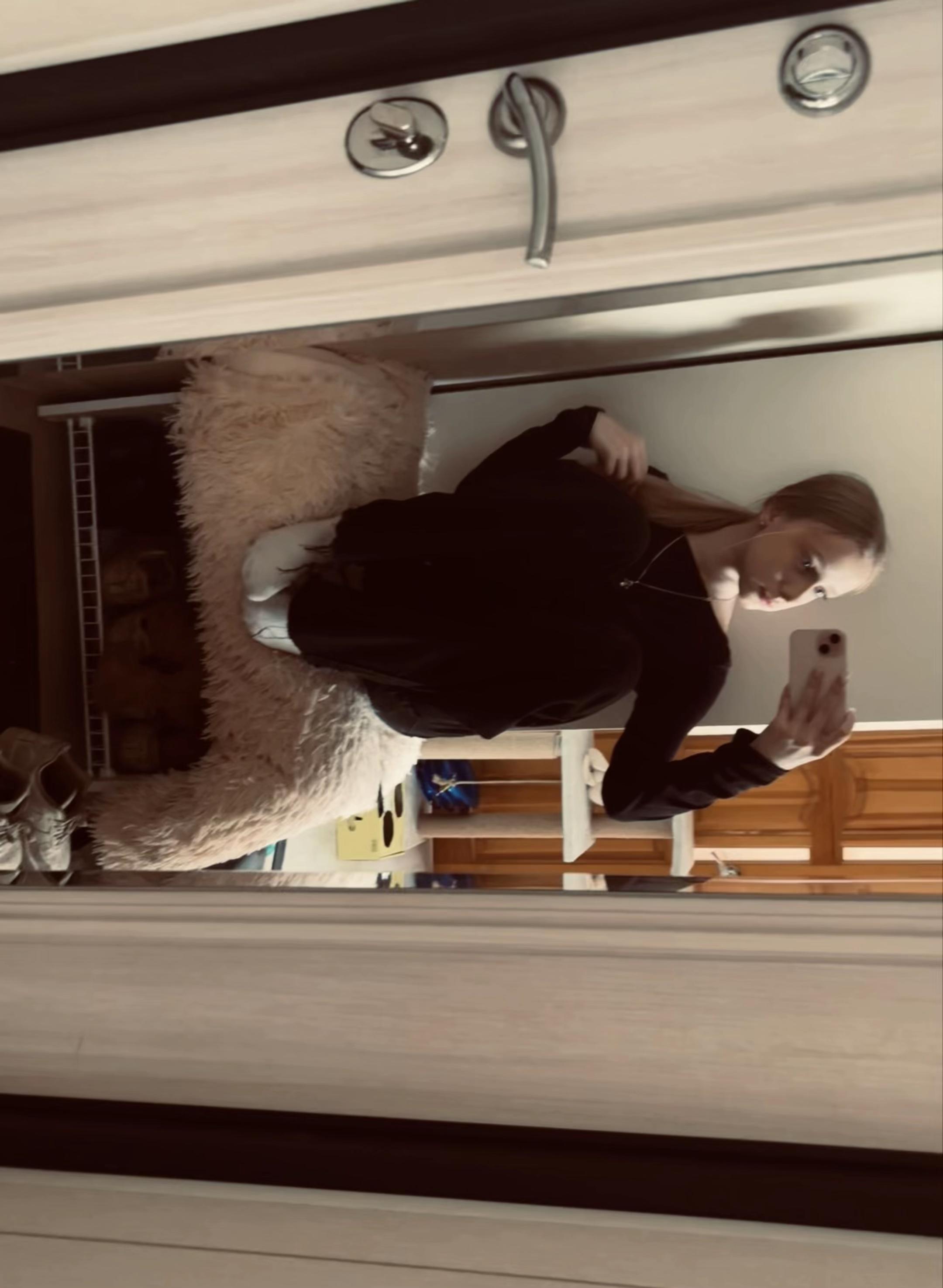 @vladalovely0