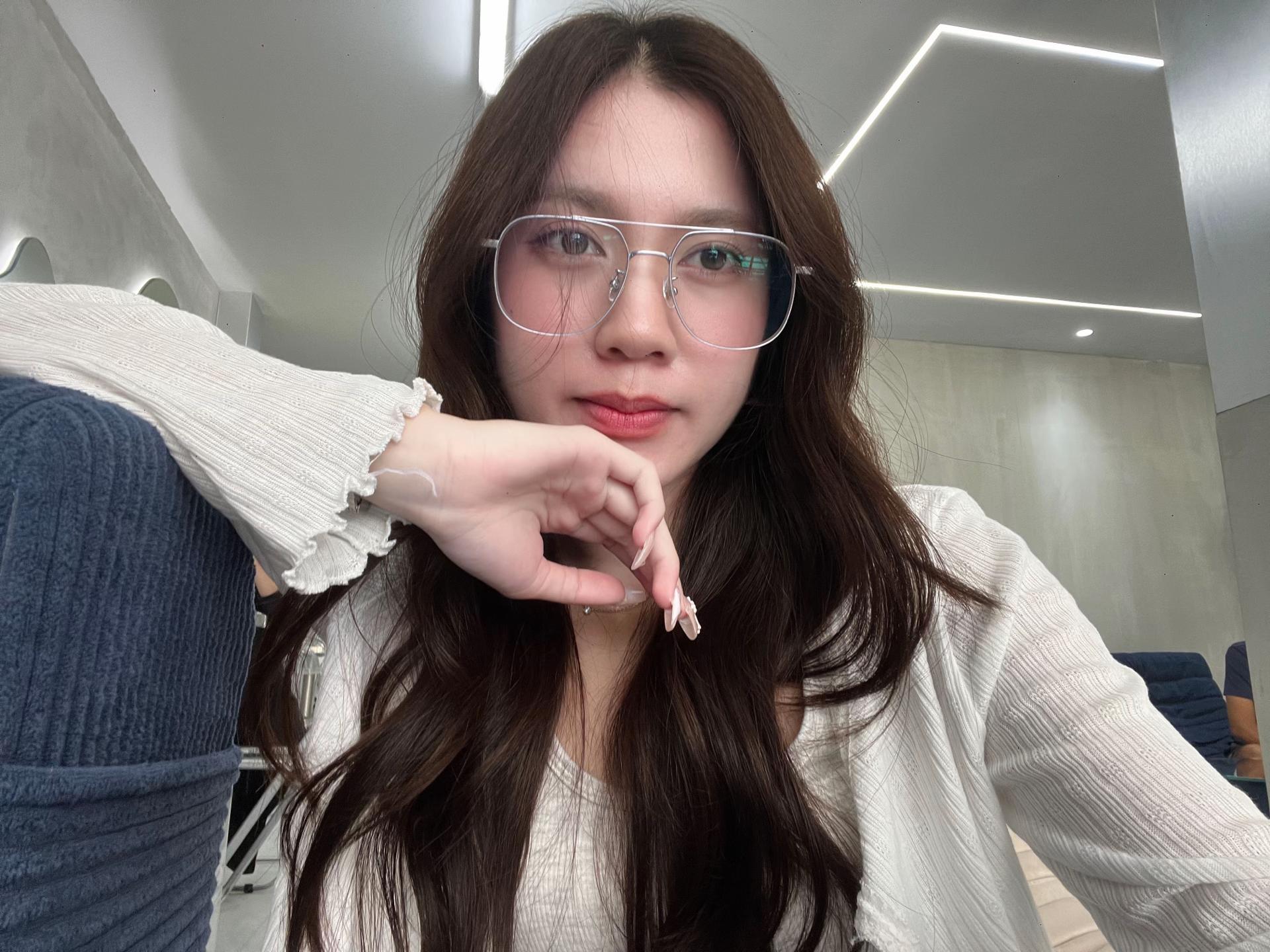 @LY