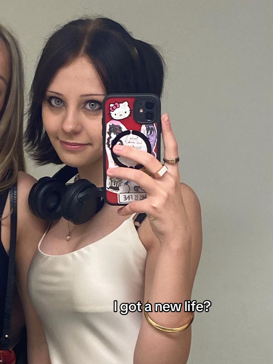 @Nikkiiiw