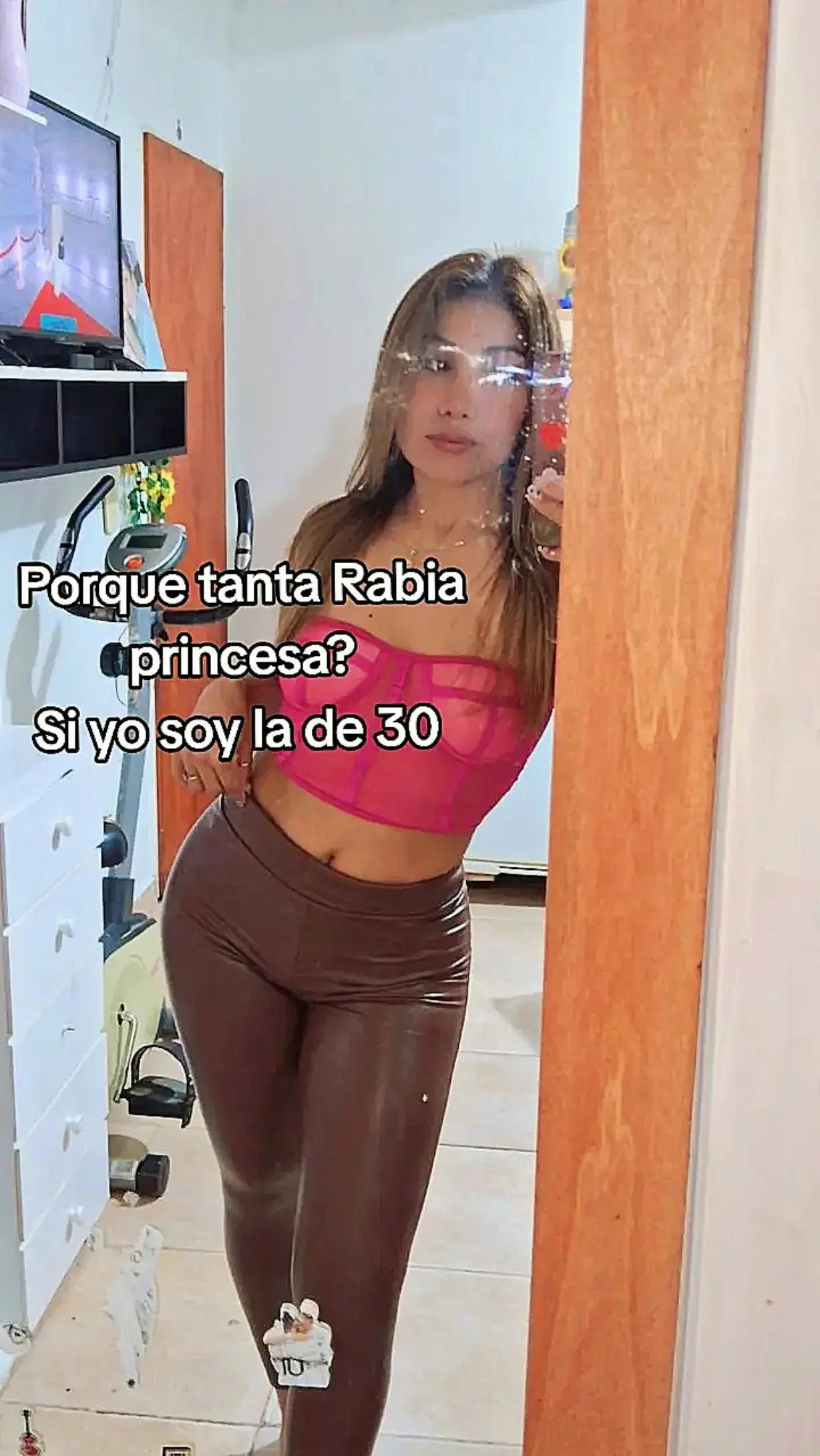 @Mabel Dávalos18