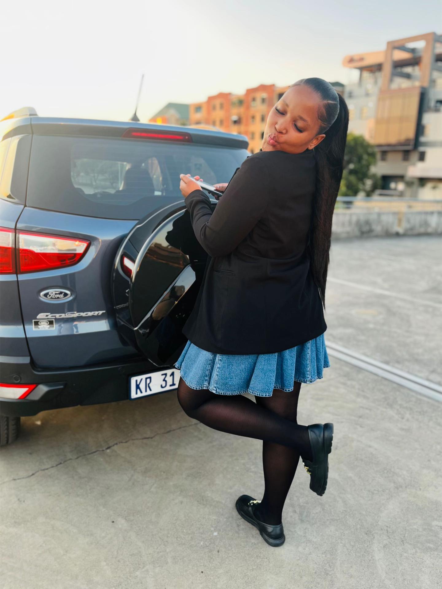 @Ntombizenkcubeko🌸