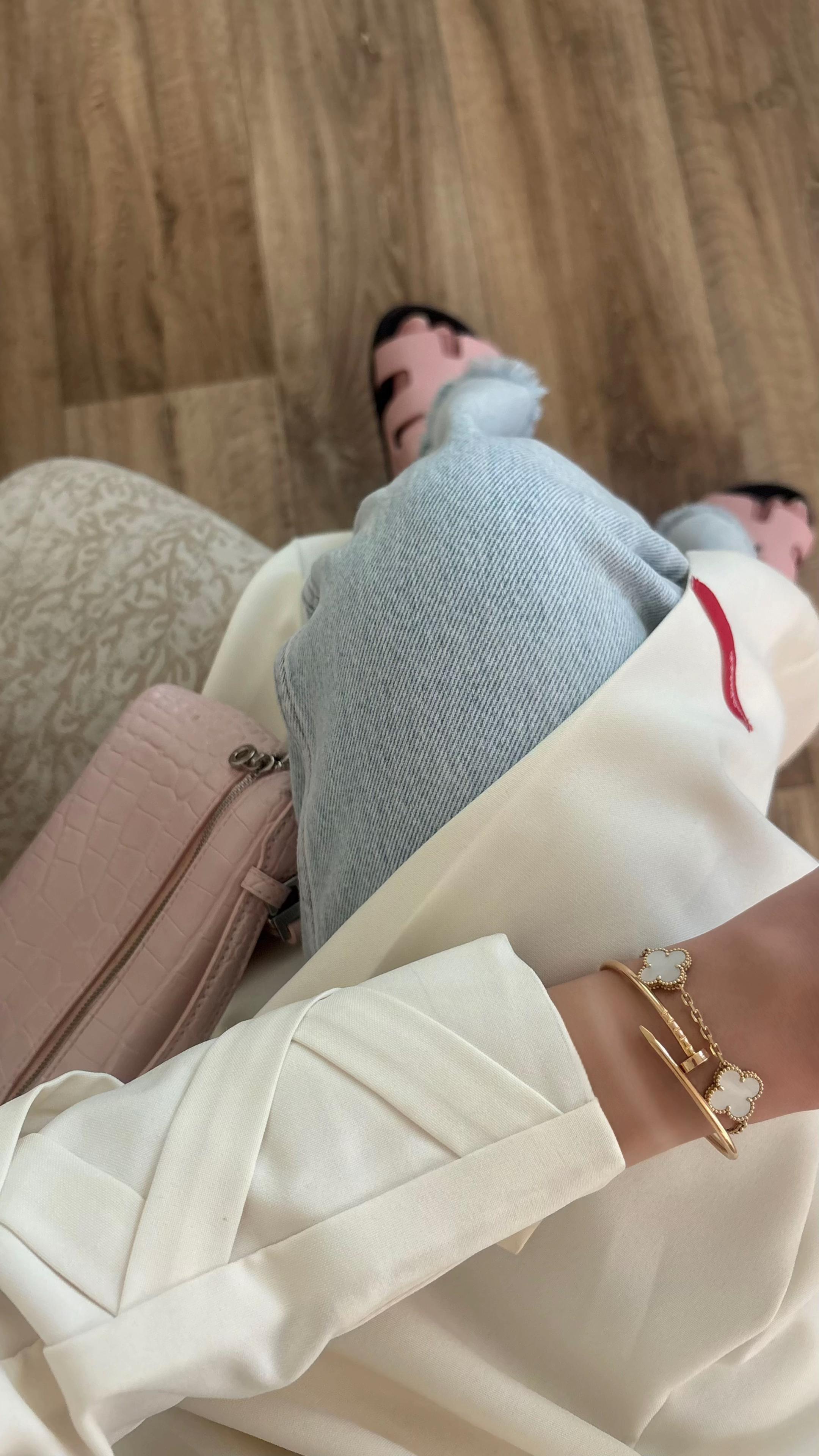 @Roudh&aacute;binshahab