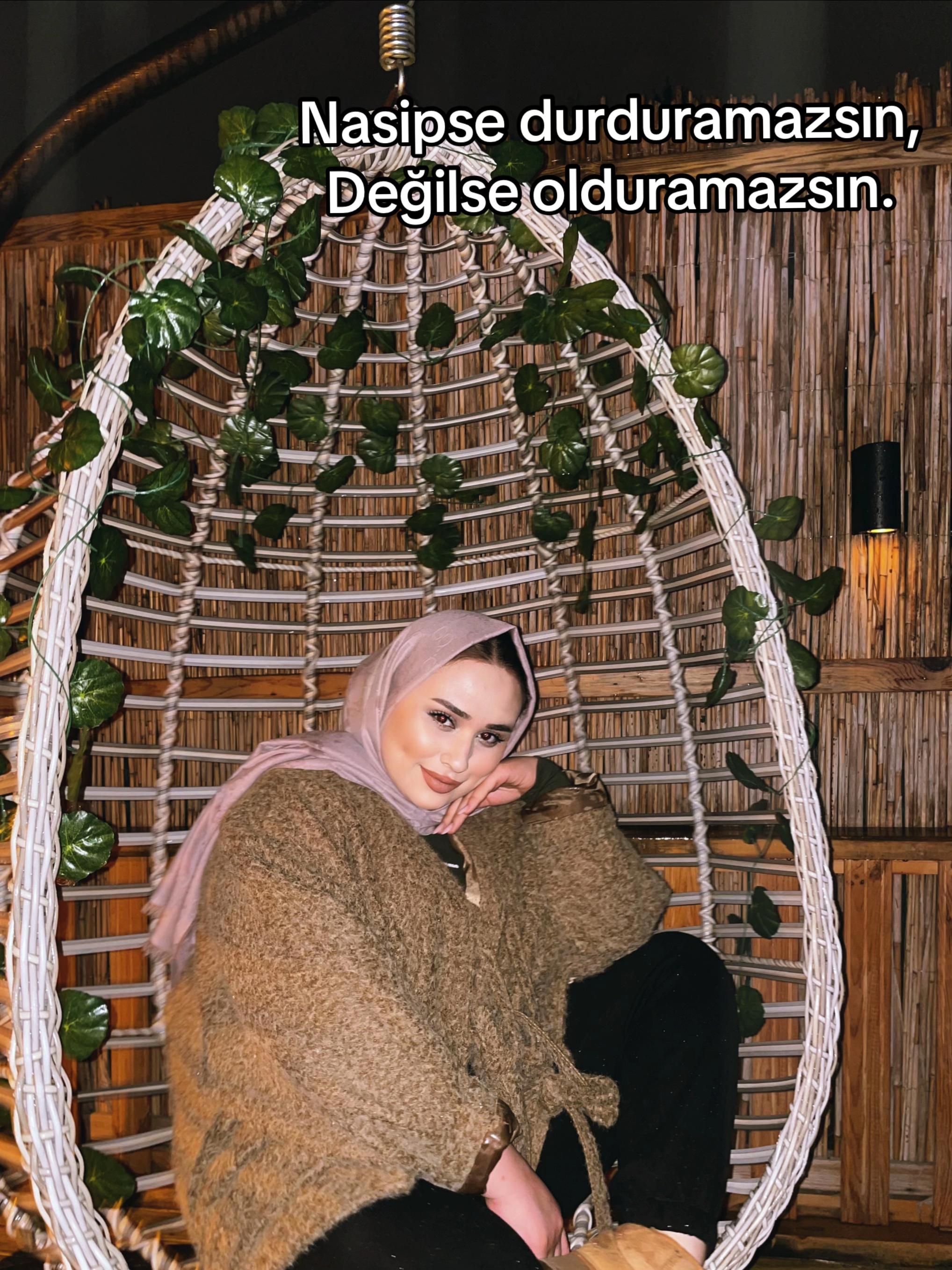 @𝓔.🐆