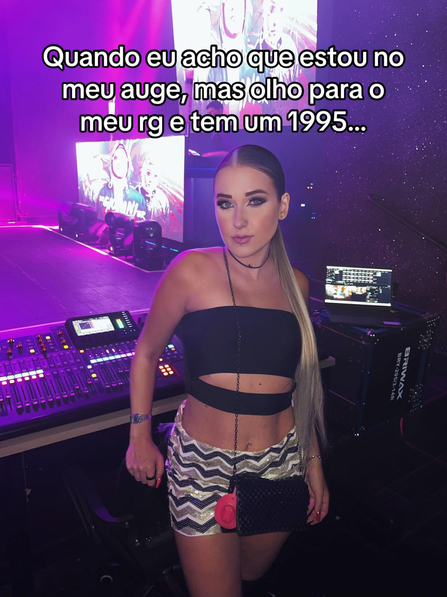 @丰 Mᥲᥒdᥡ