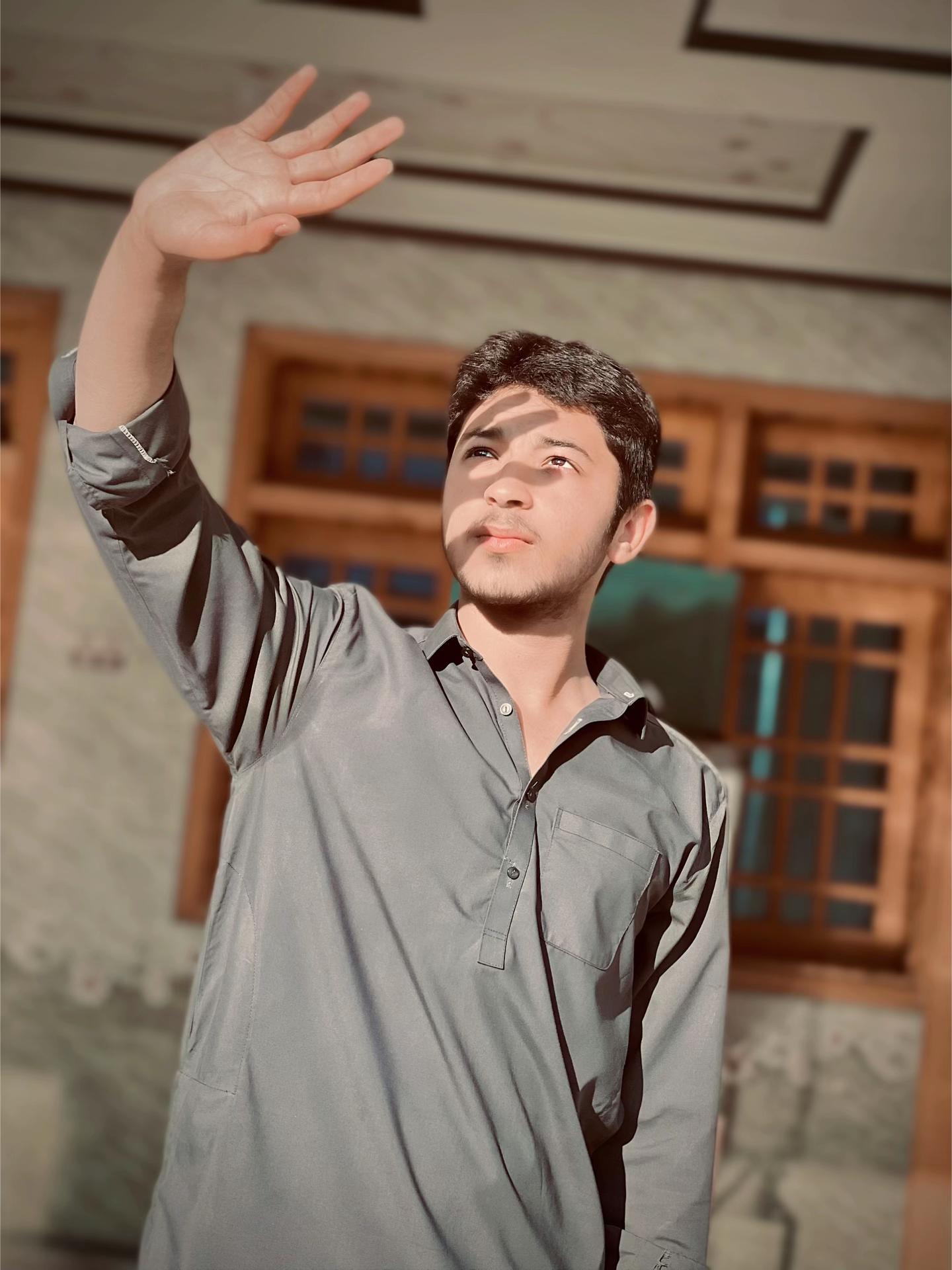 @ملک لقمان 🪐