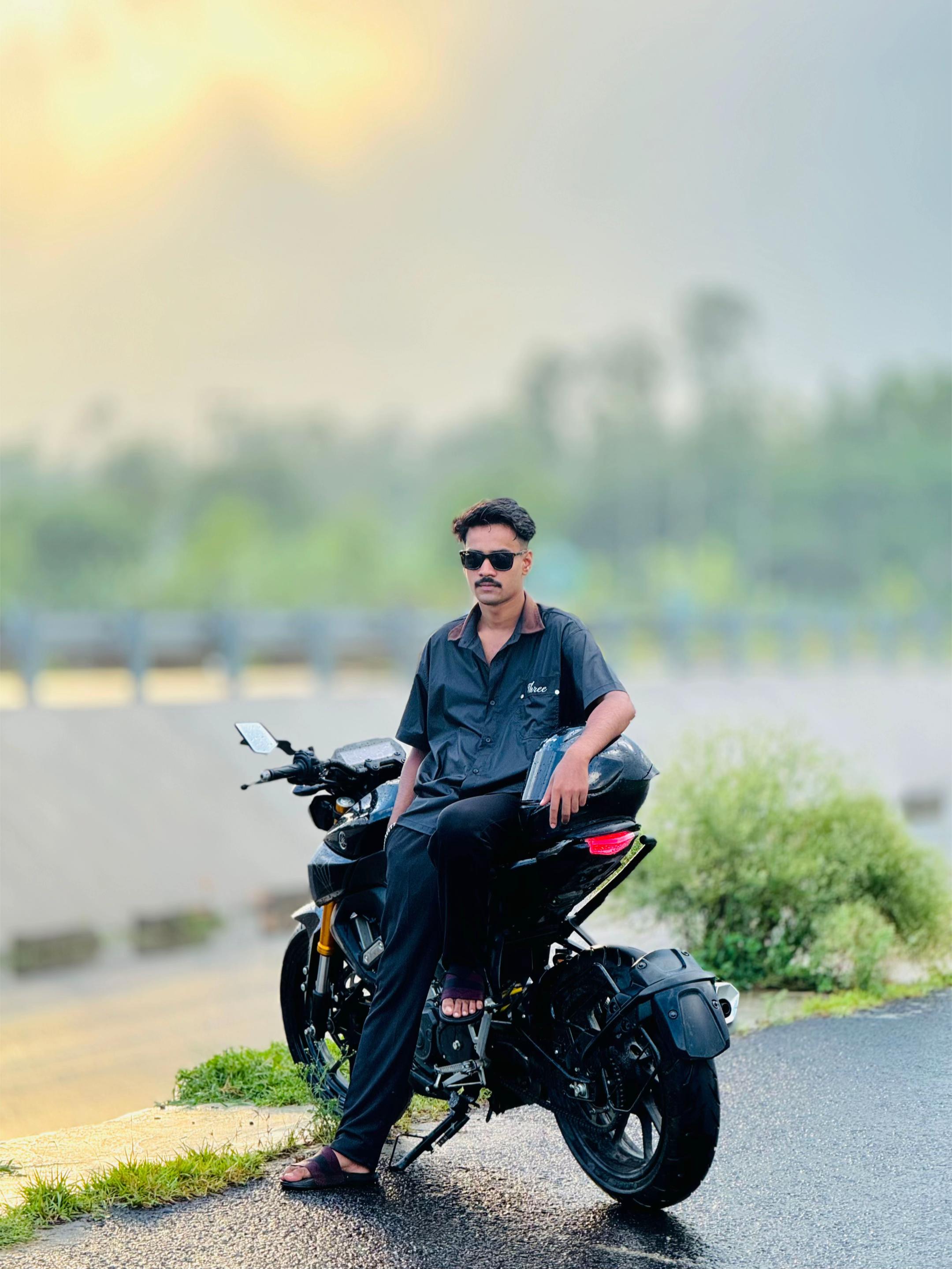 @RAJA々SARKAR