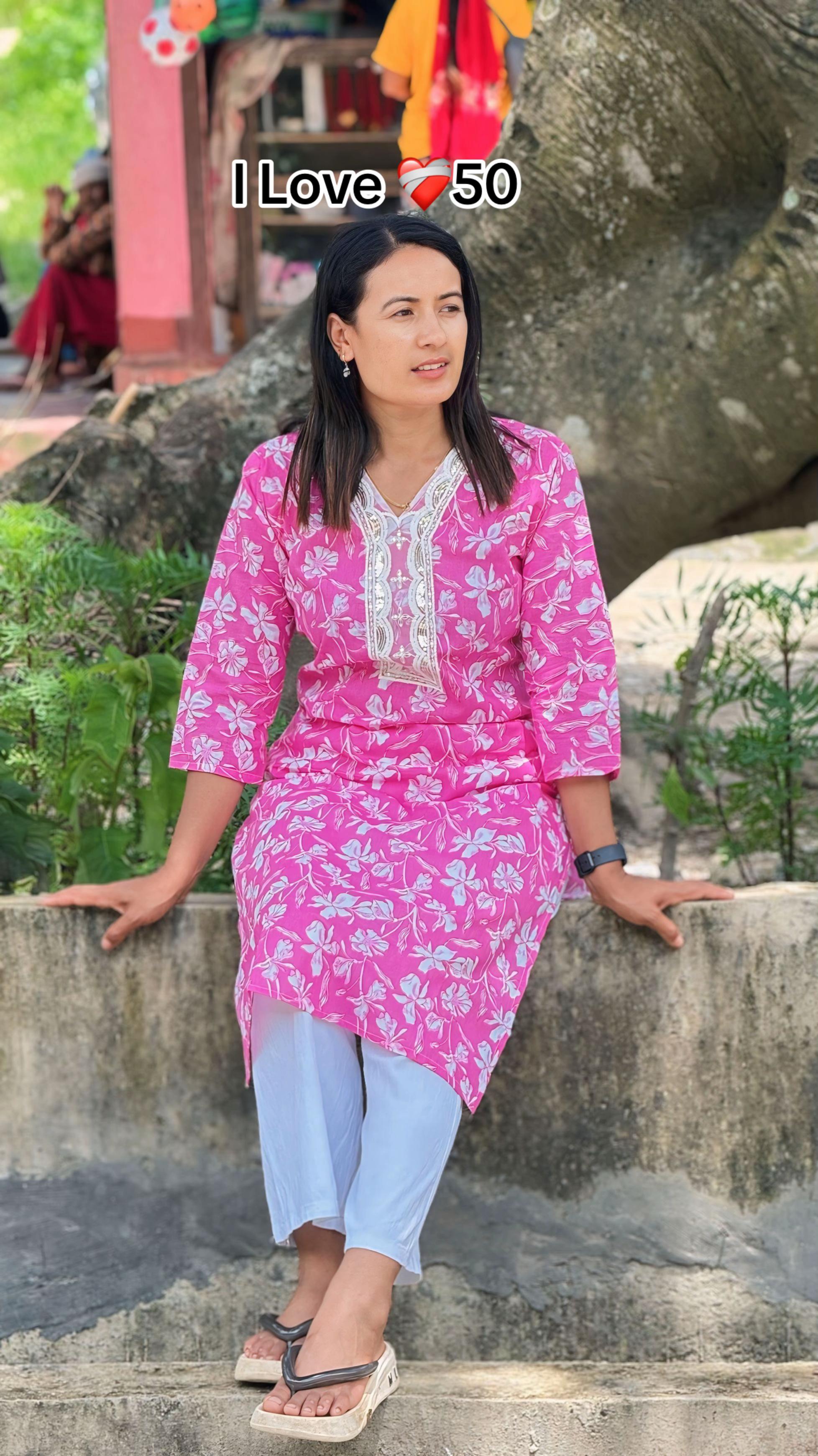 @Tr.Bhawani_👩&zwj;🏫