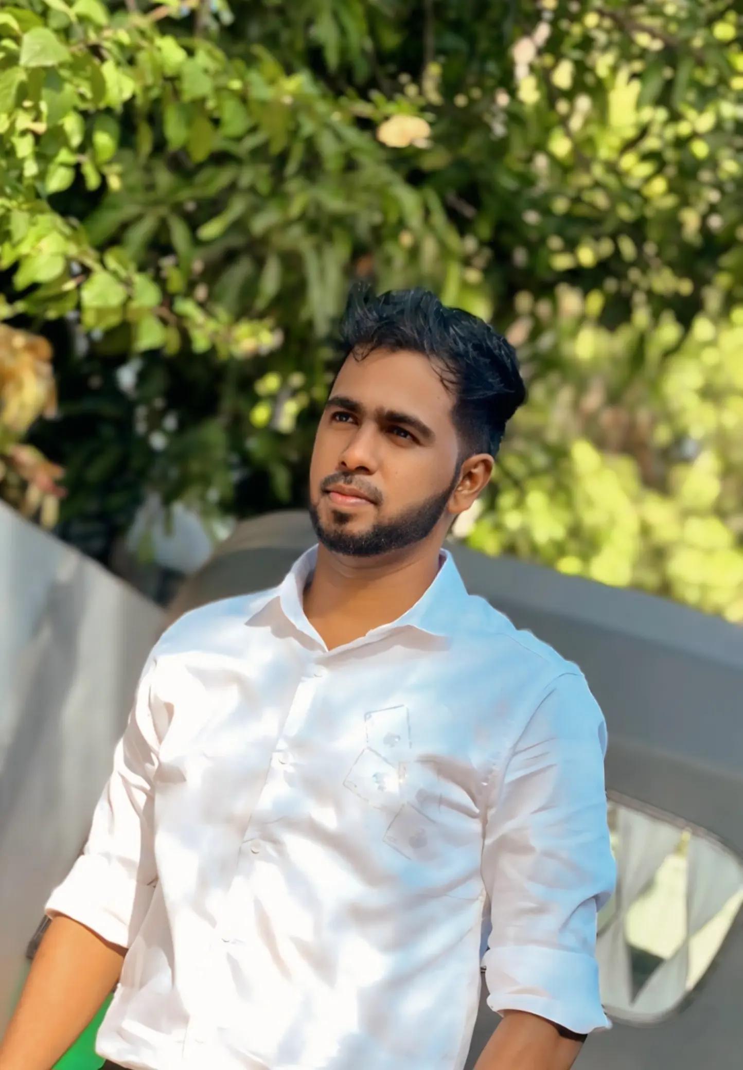 @𝐒𝐚𝐧𝐭𝐡𝐨𝐬𝐡 🇱🇰