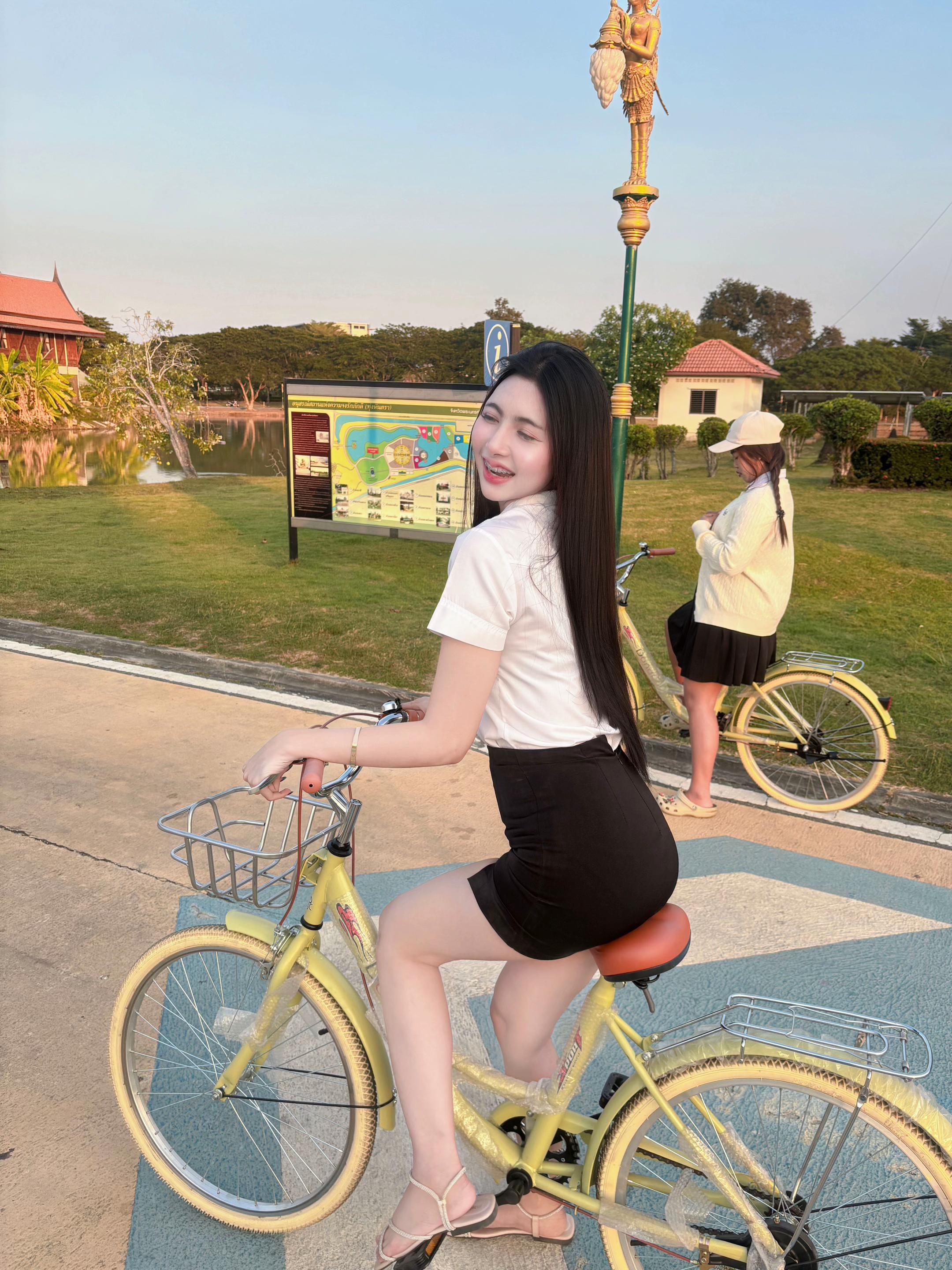 @แพรวา👧🏻