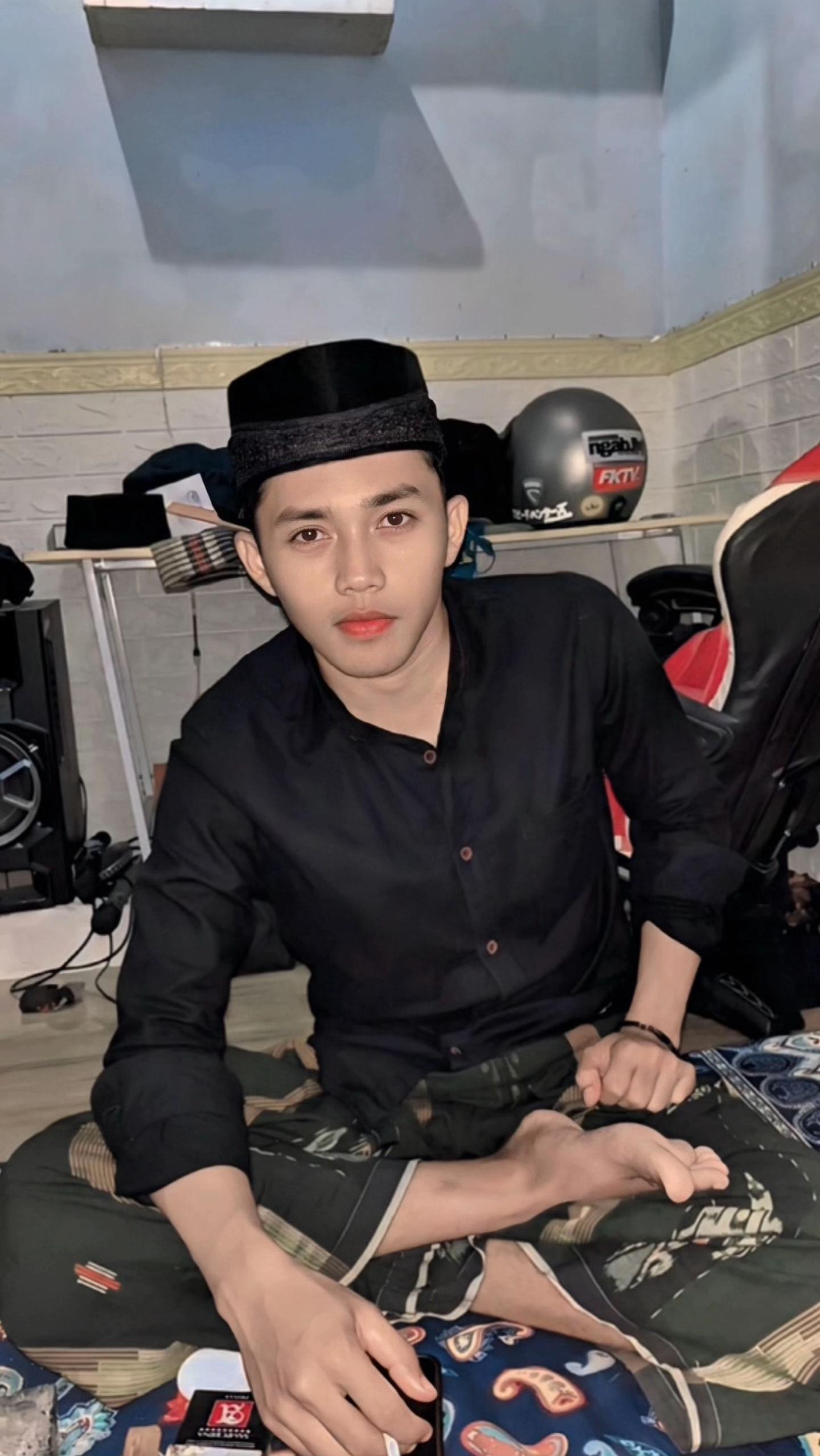 @´เฝ`๐ ๐ ๐ ๐ฃ ๐ฏ ×ฬทฬทอ×ฬท