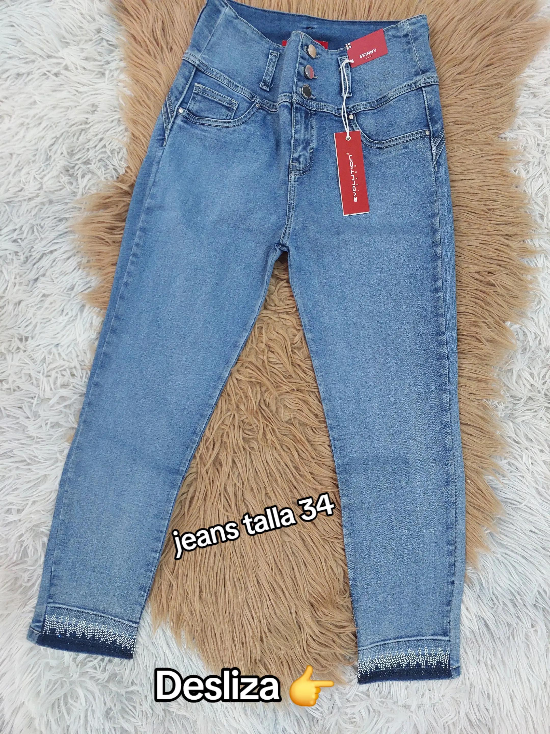 @criss closet-boutique