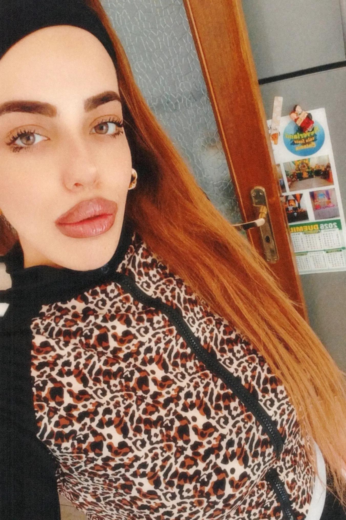 @𝒜𝒹𝓇𝒾𝒶𝓃𝒶 𝒯ℴ𝓈𝒸𝒶𝓃ℴ9