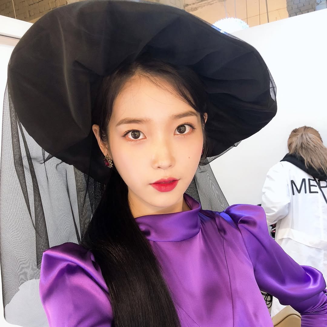 @이지은
