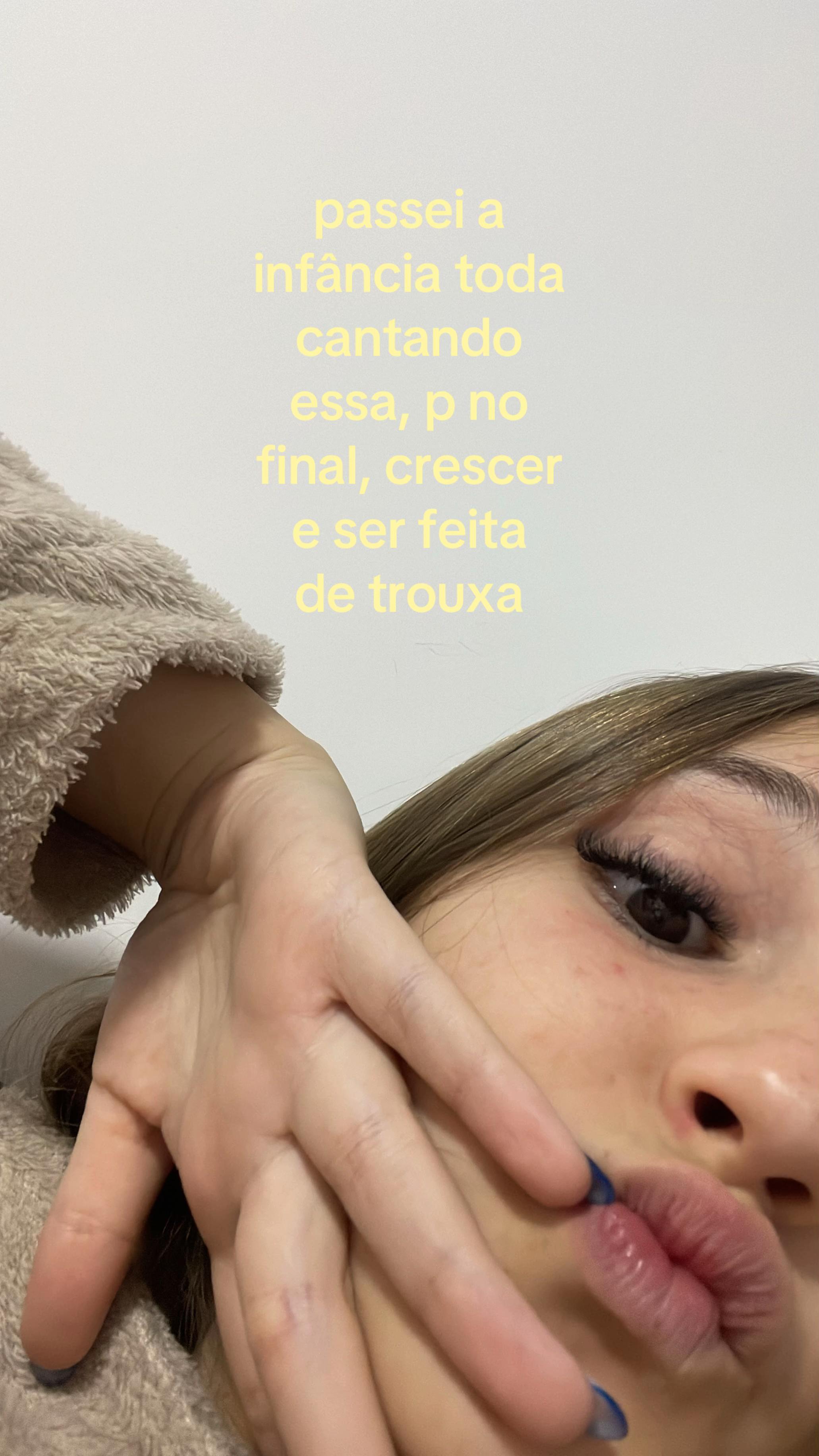 @karoll