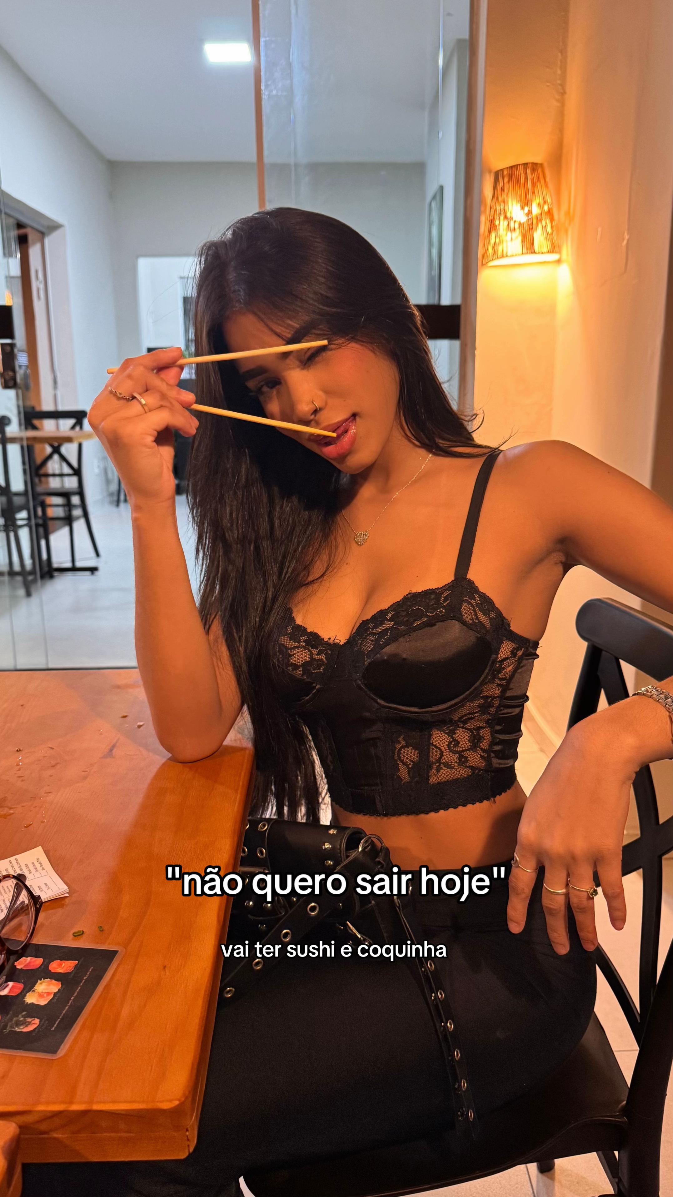@Emiireis