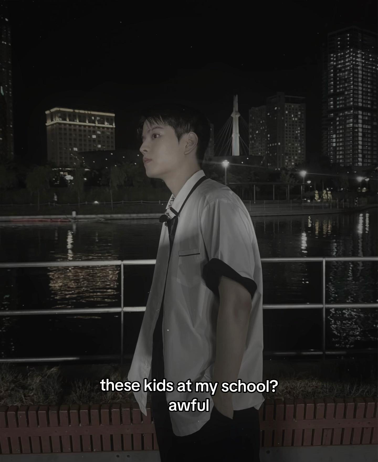 @𝐫.𝐞.𝐦♡