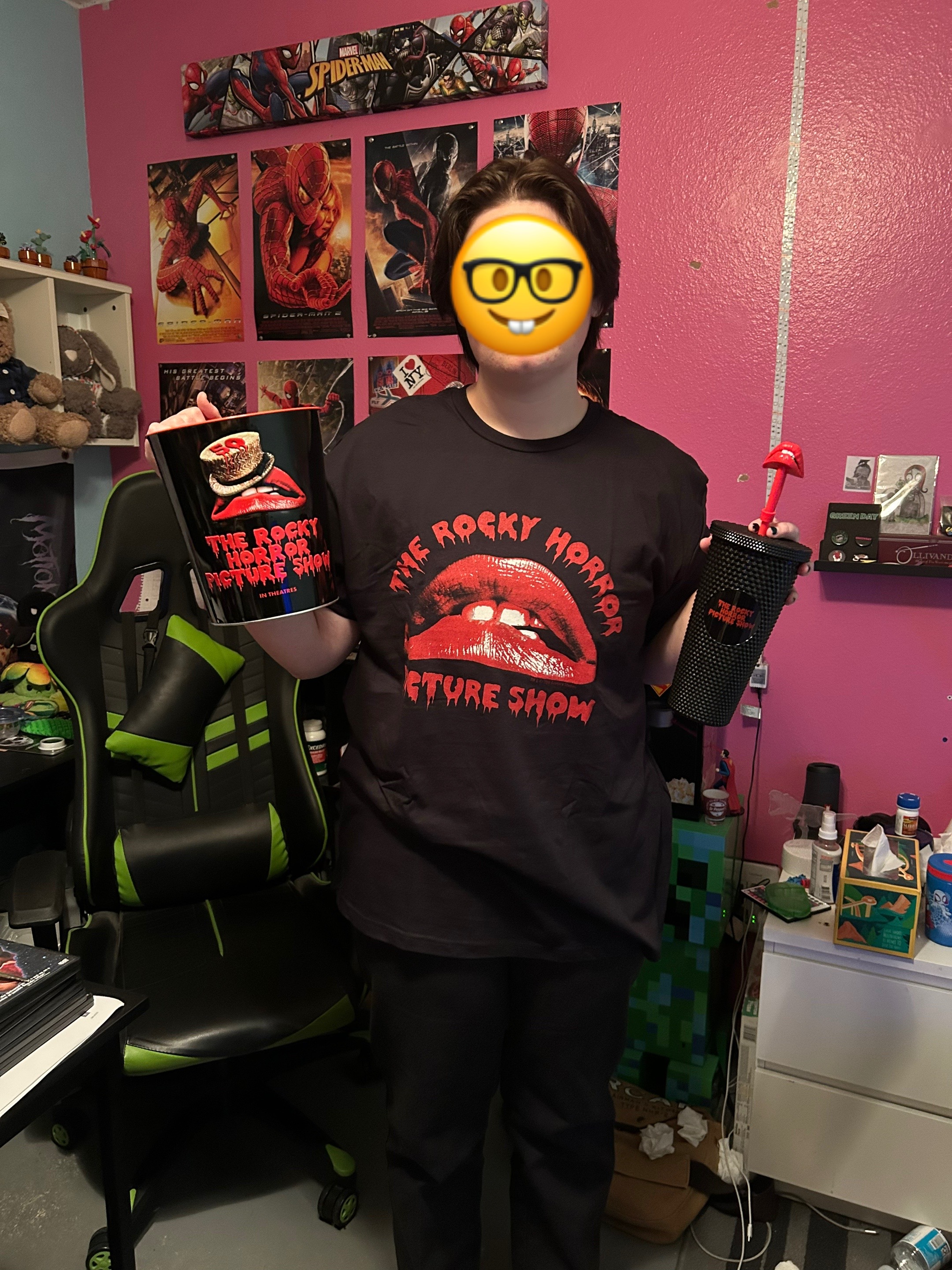 @drinkingwithelliot🦇❤️