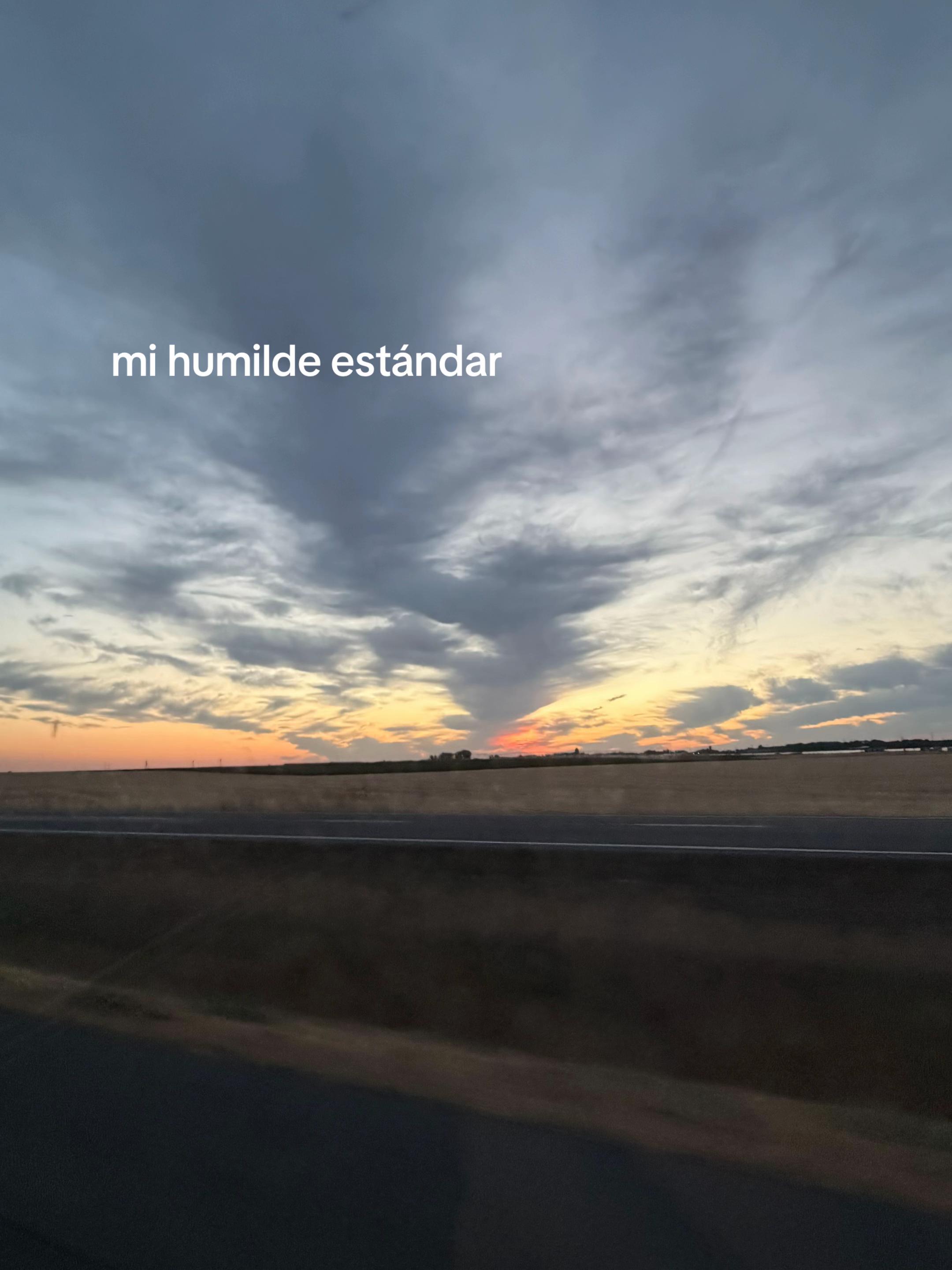 @🎧