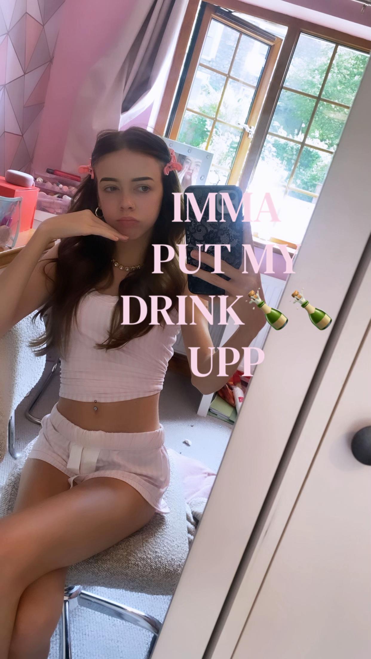 @chloe