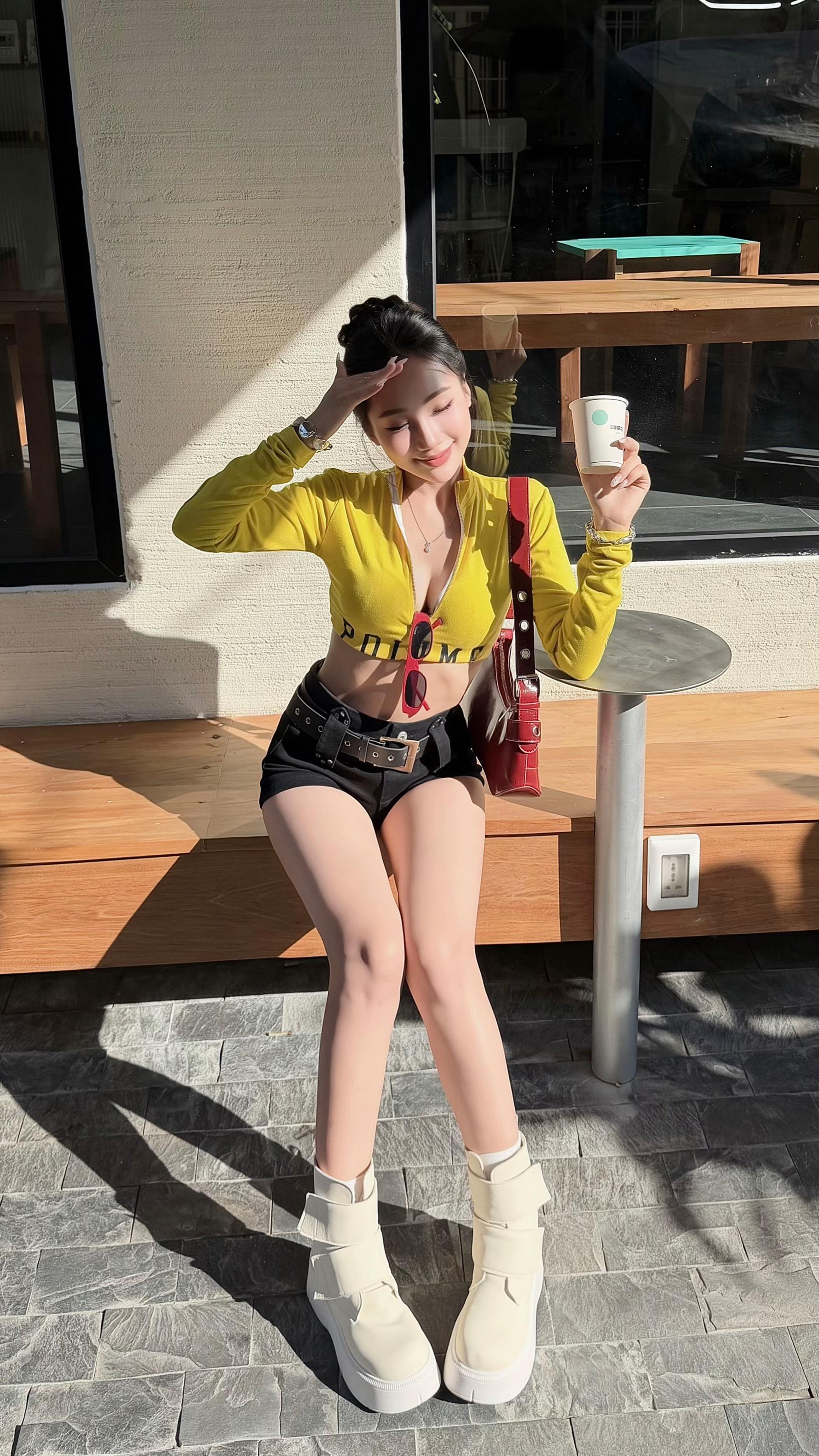 @🖤