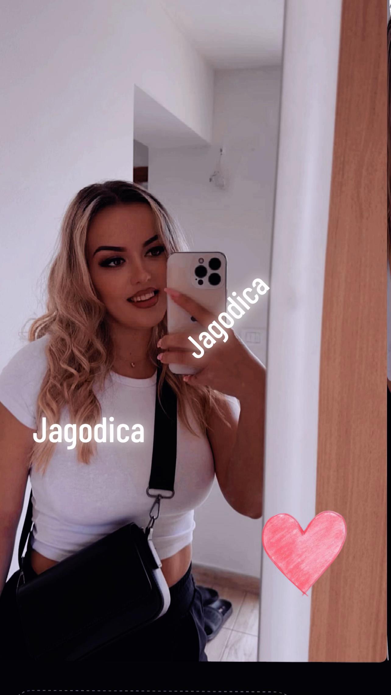 @Nisa,Lisa🍓💞jagodica🍓💞