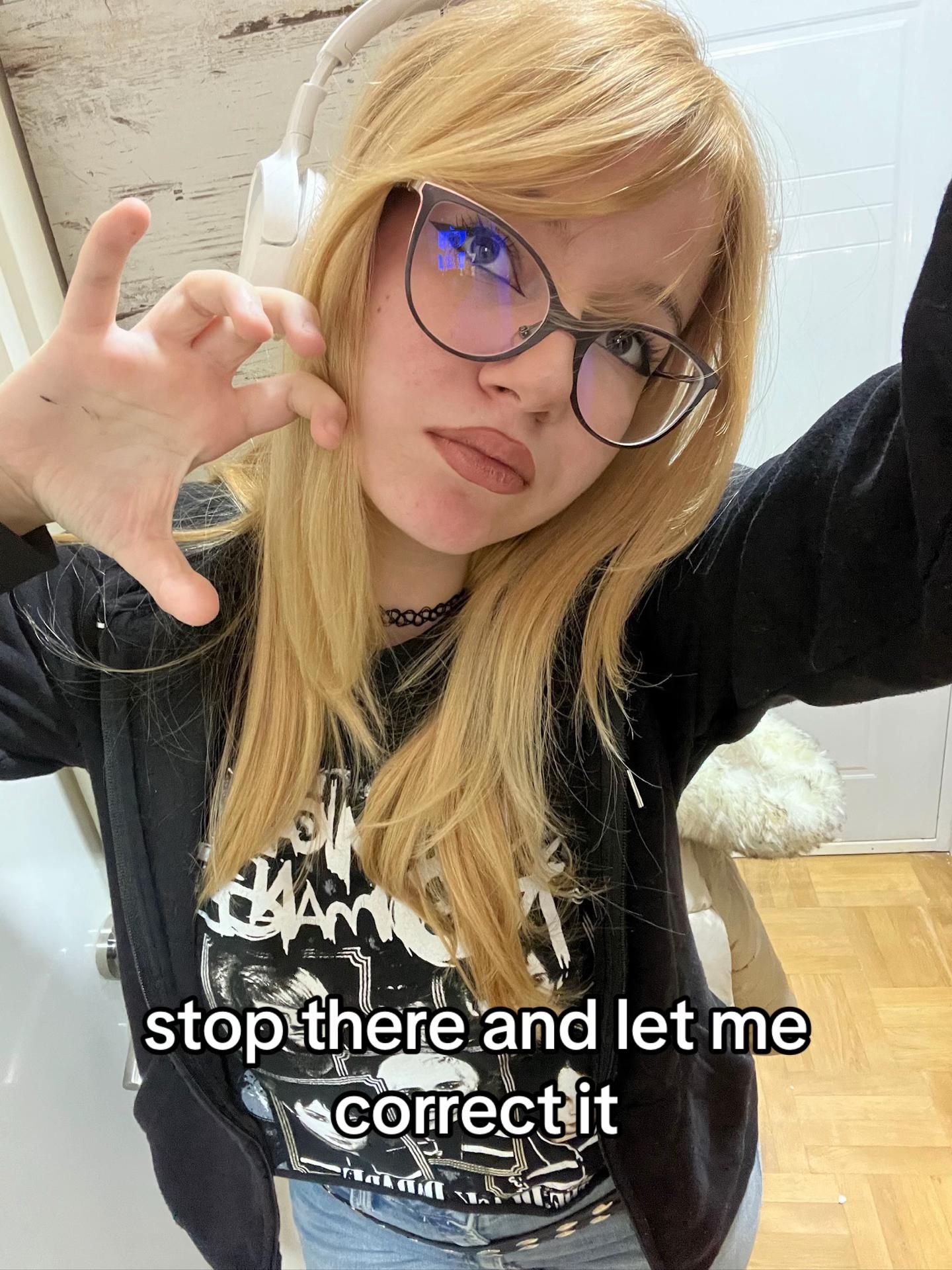 @🎀