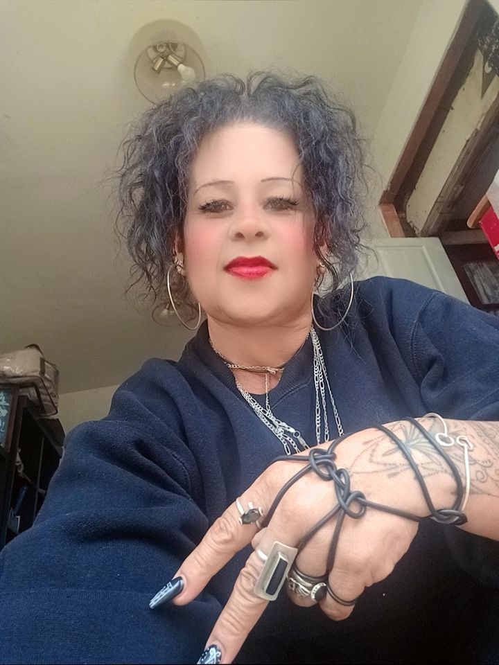 @🖤𝕷𝖆 𝖈𝖍𝖆𝖕𝖎𝖘🩶 🎭 💋
