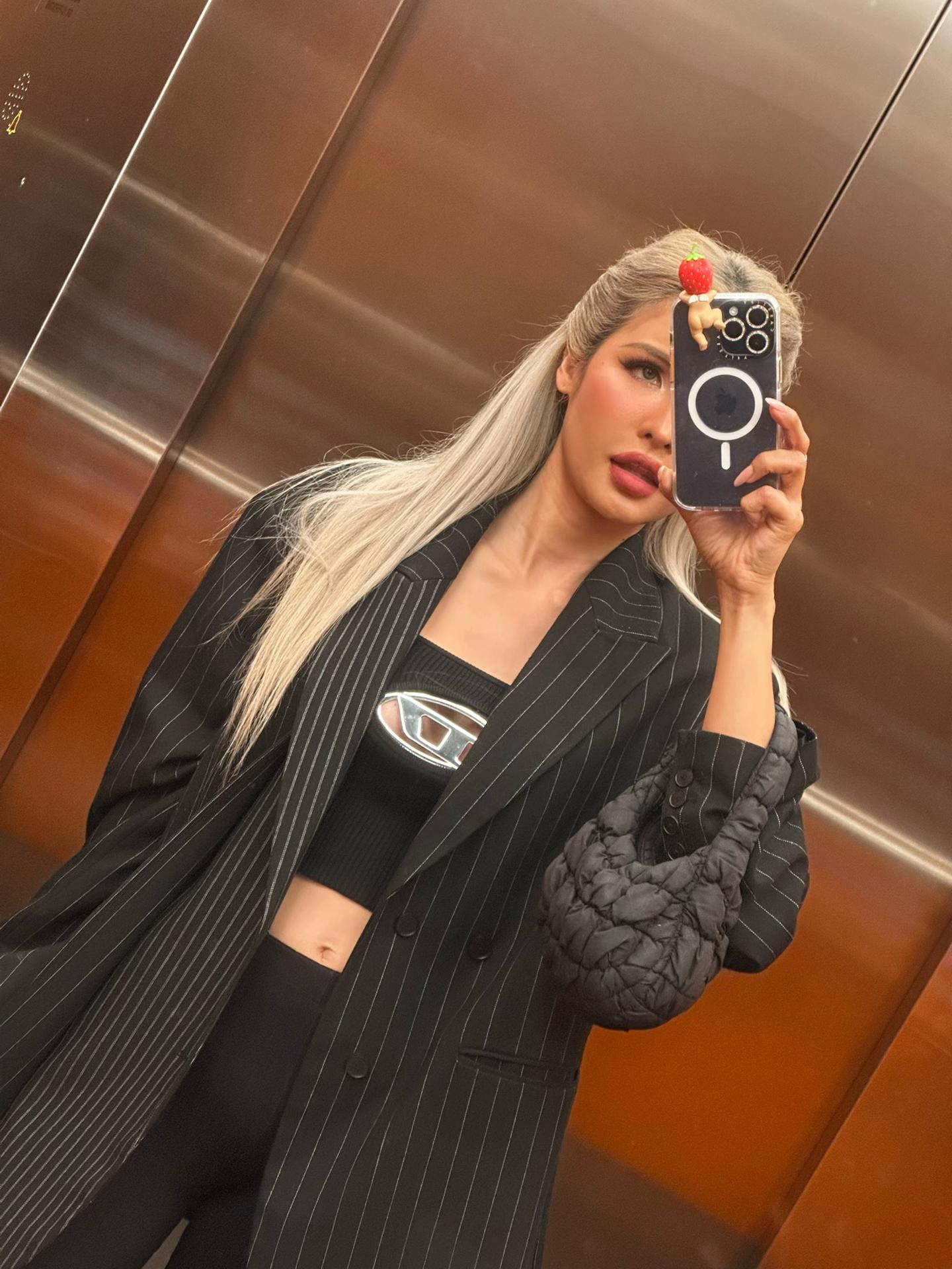 @toknee