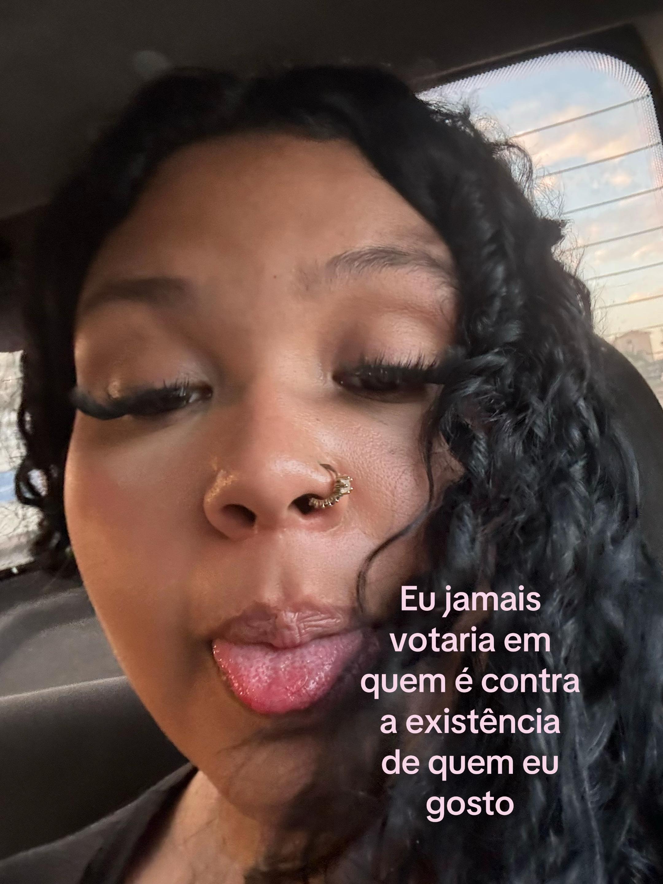 @Ana Pazelli