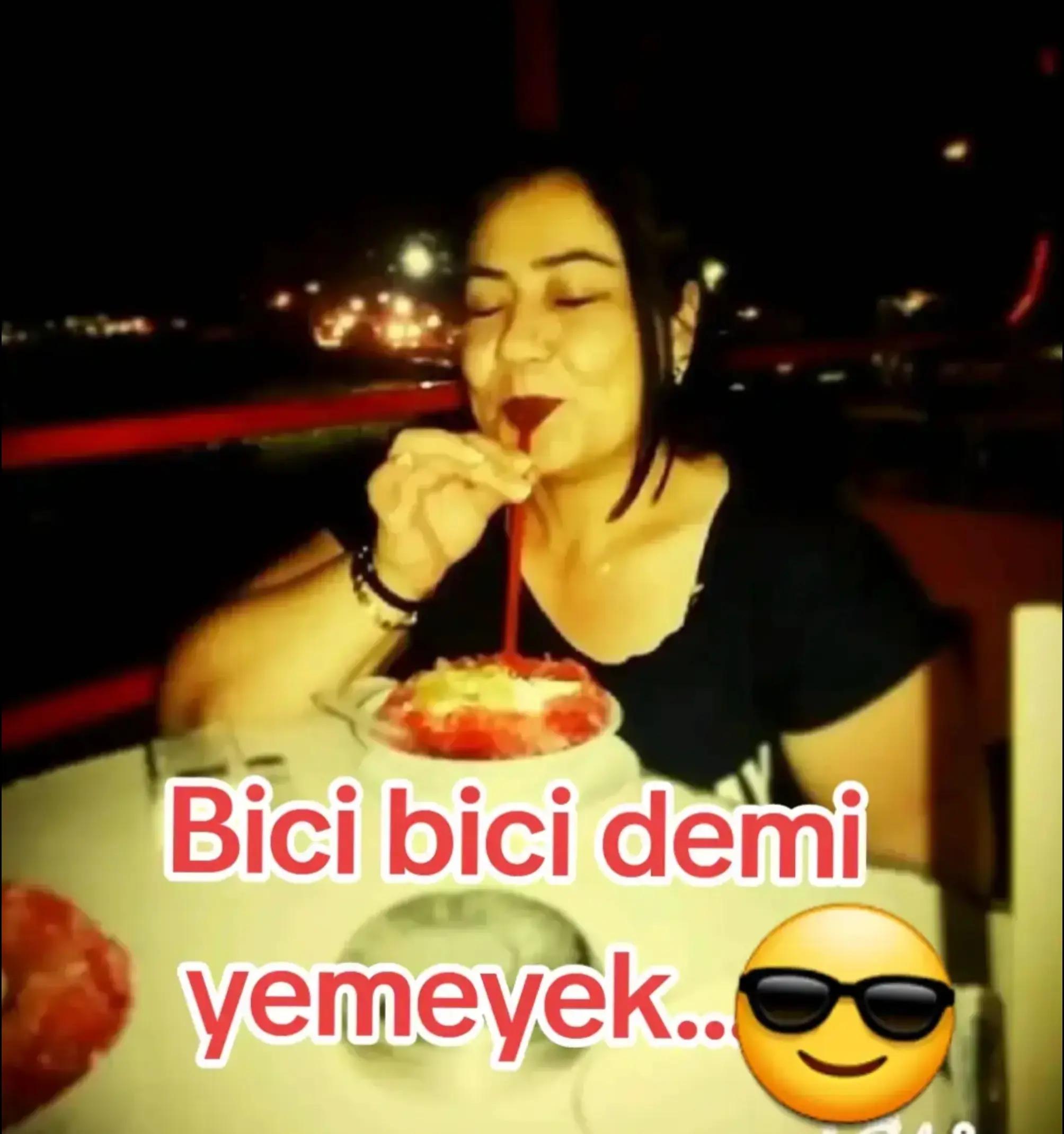 @HAYAT DEĞİL İNSANLAR ACIMASIZ