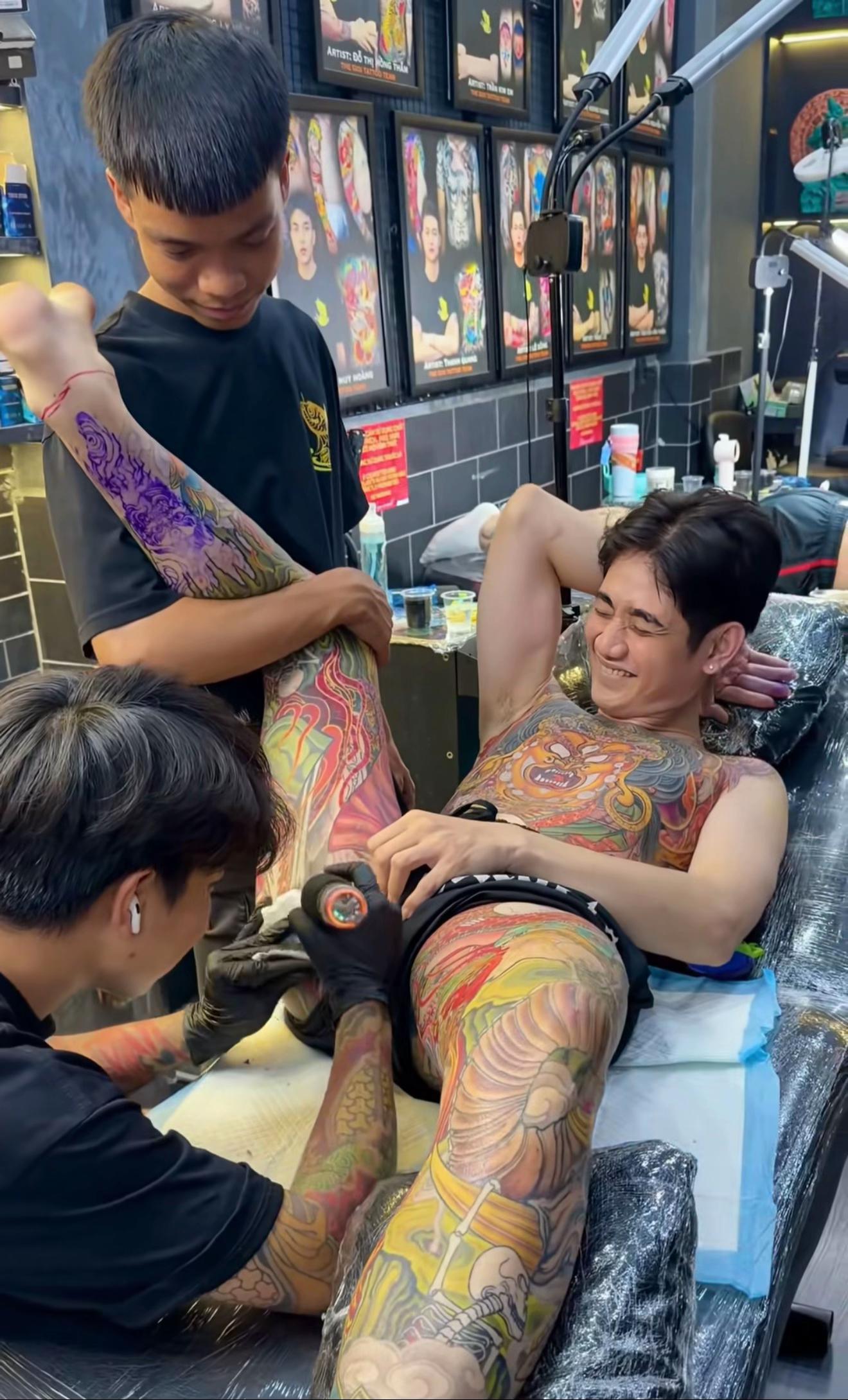 @THẾ GIỚI TATTOO